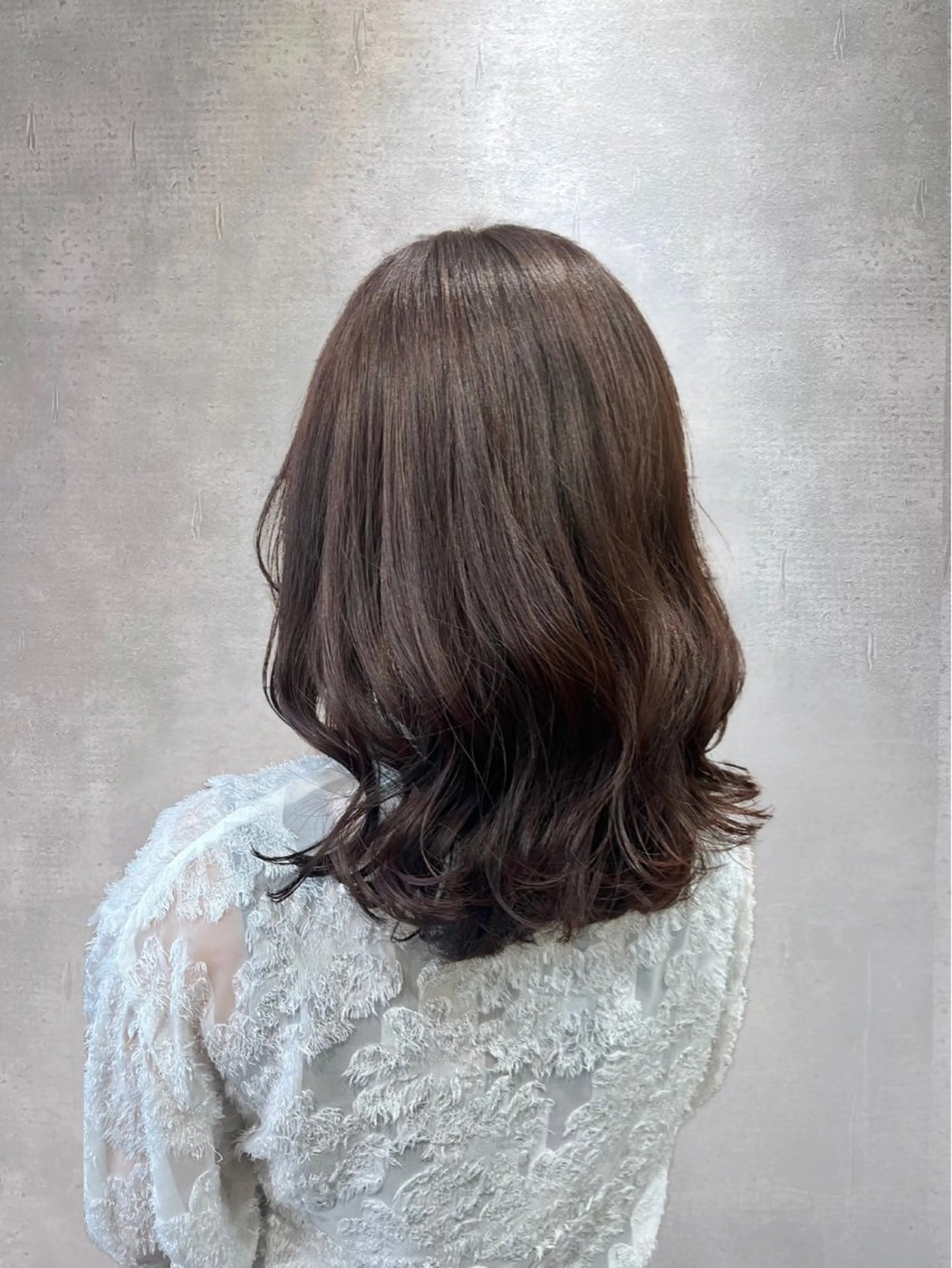 セミロング ヘアカラー 飛田 真彩のヘアスタイル