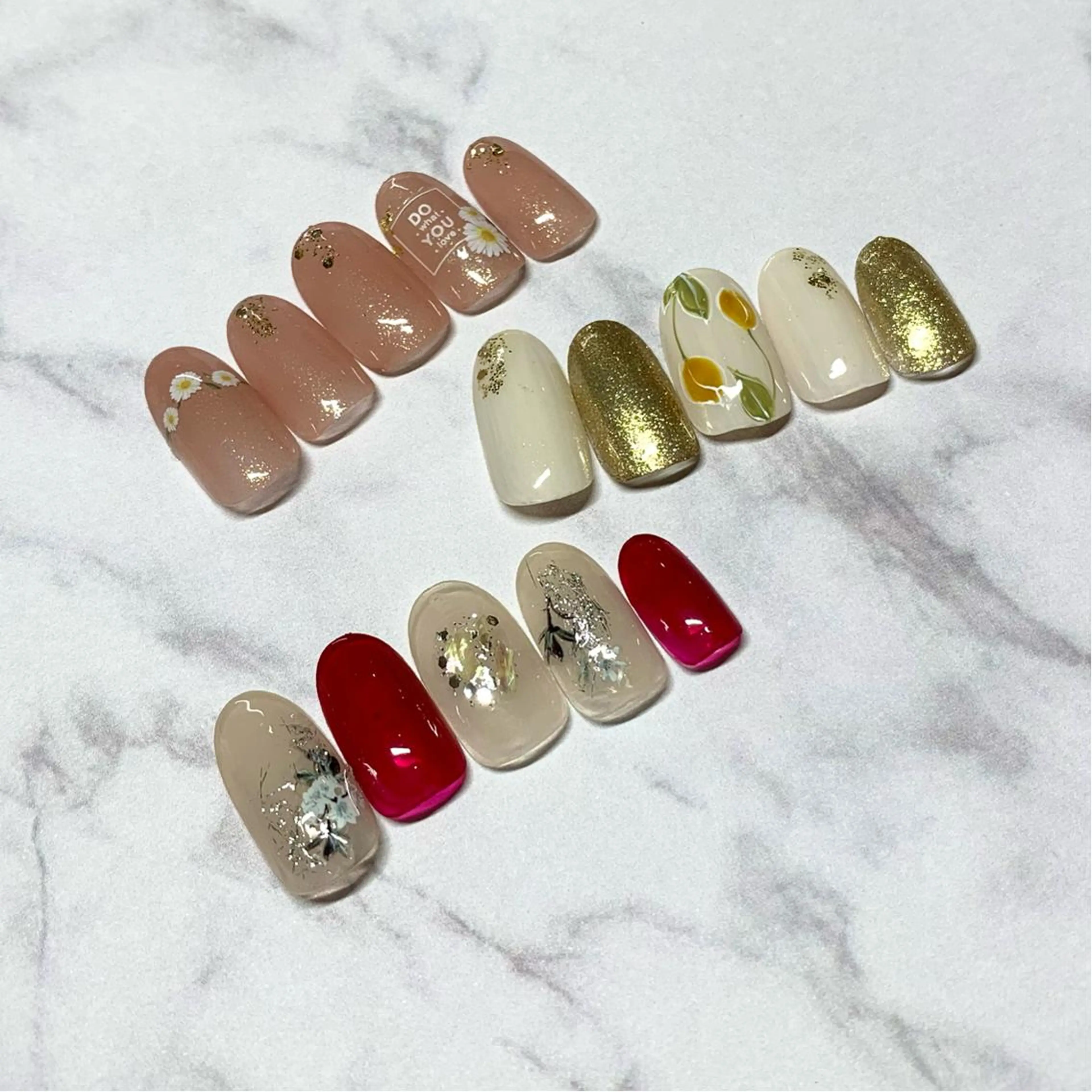 ネイル ハンドネイル ウシク ミユキのネイルデザイン