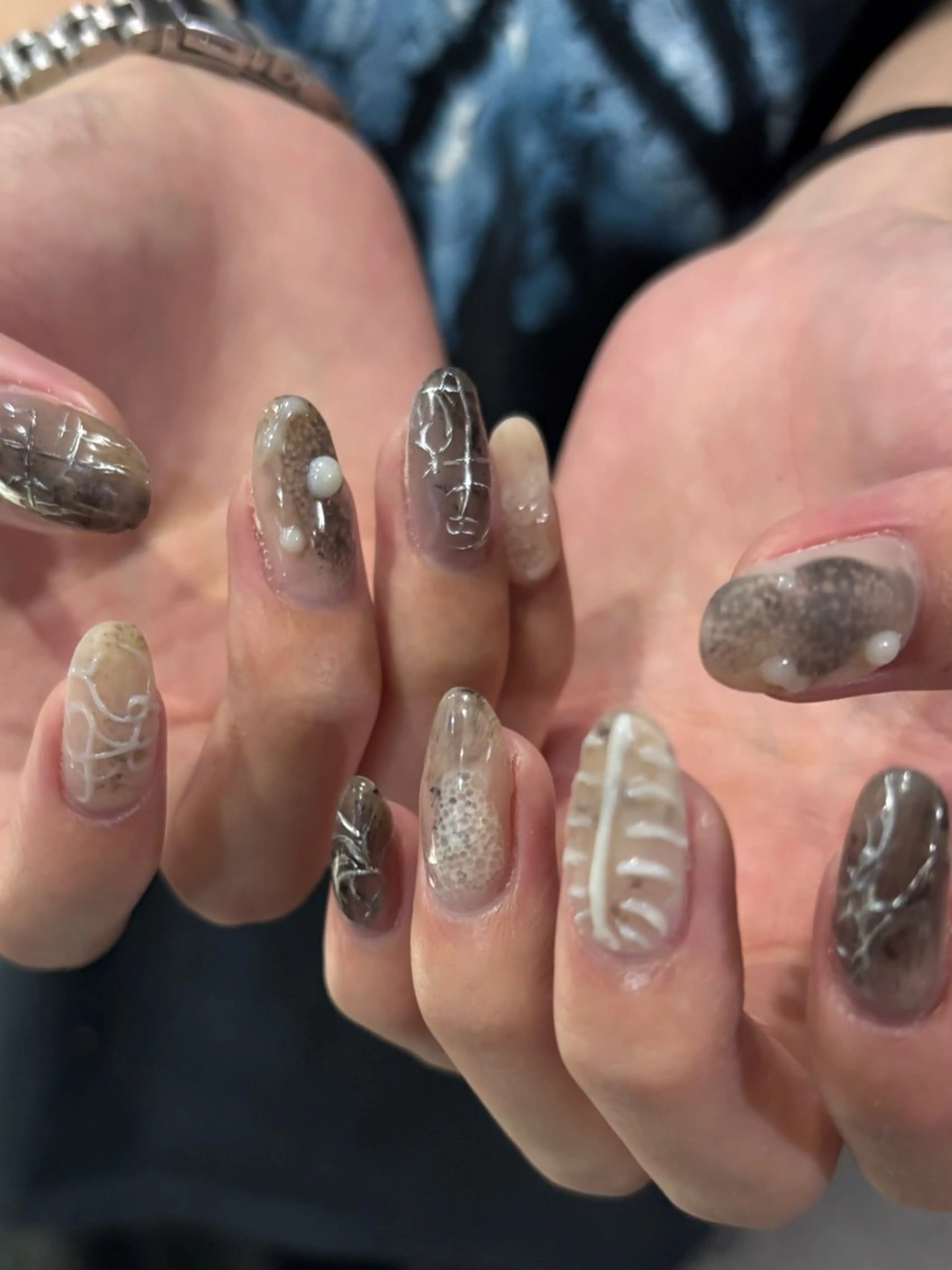 ネイル ハンドネイル 🪐富島彩夏 /海外nail🪐のネイルデザイン