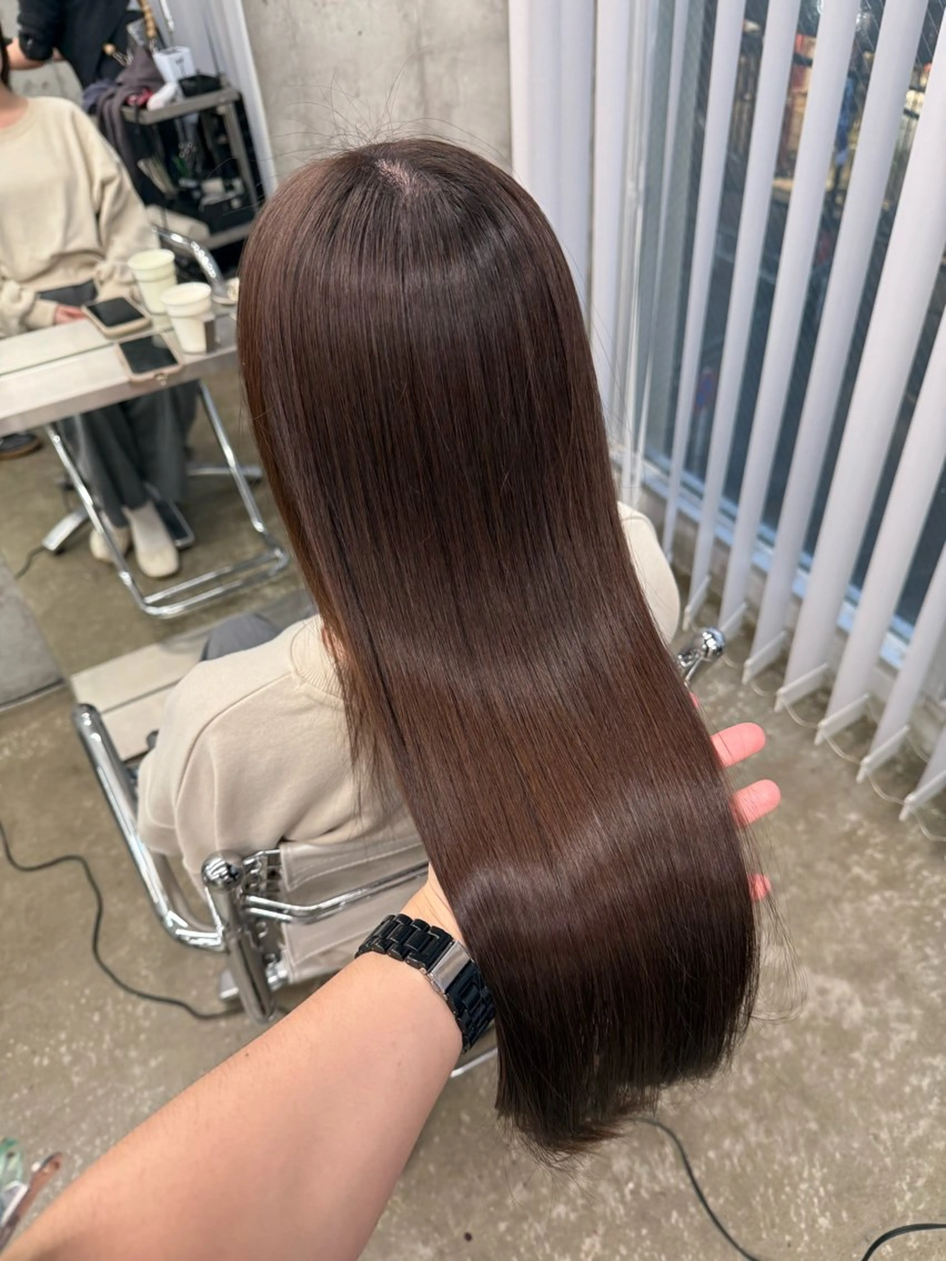 ロング カラー ブラウンカラー カット ヘアカラー トリートメント 高橋大樹/グレージュ 透明感/髪質改善のヘアスタイル