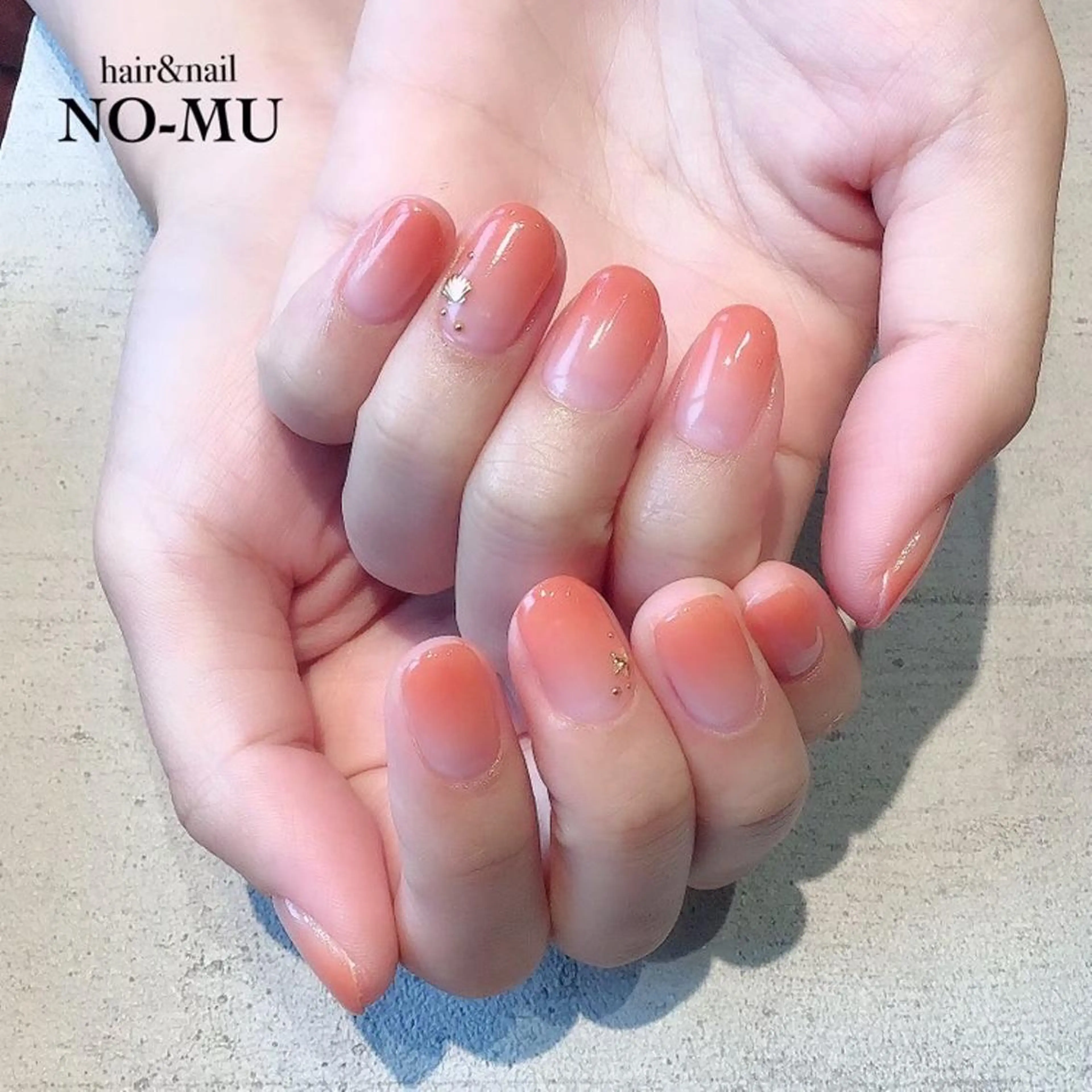 ネイル ストーンネイル hair＆nail NO-MUのネイルデザイン