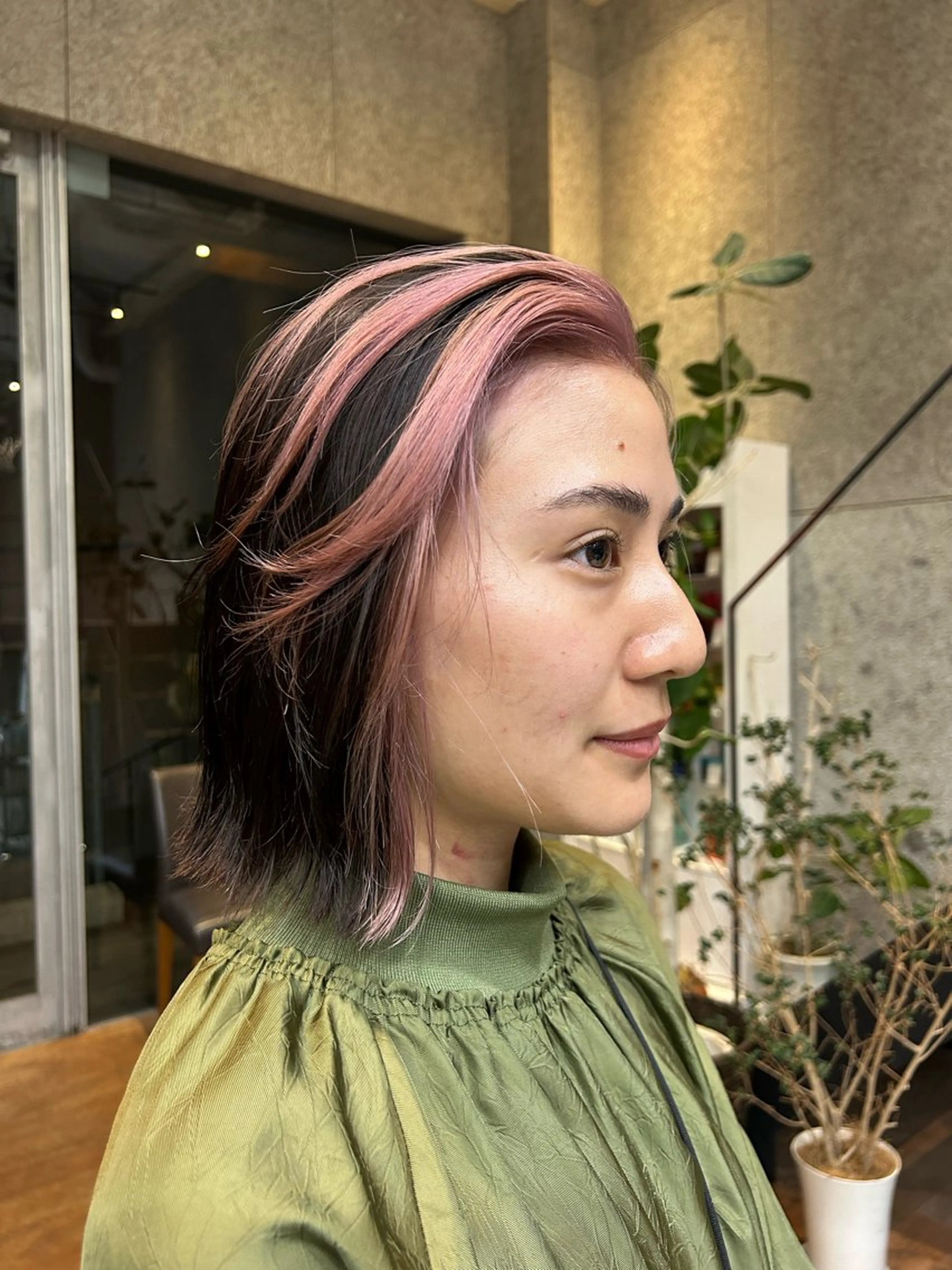 ショート カラー ヘアカラー トリートメント 🤡暖色レイヤー 🤡みさきのヘアスタイル