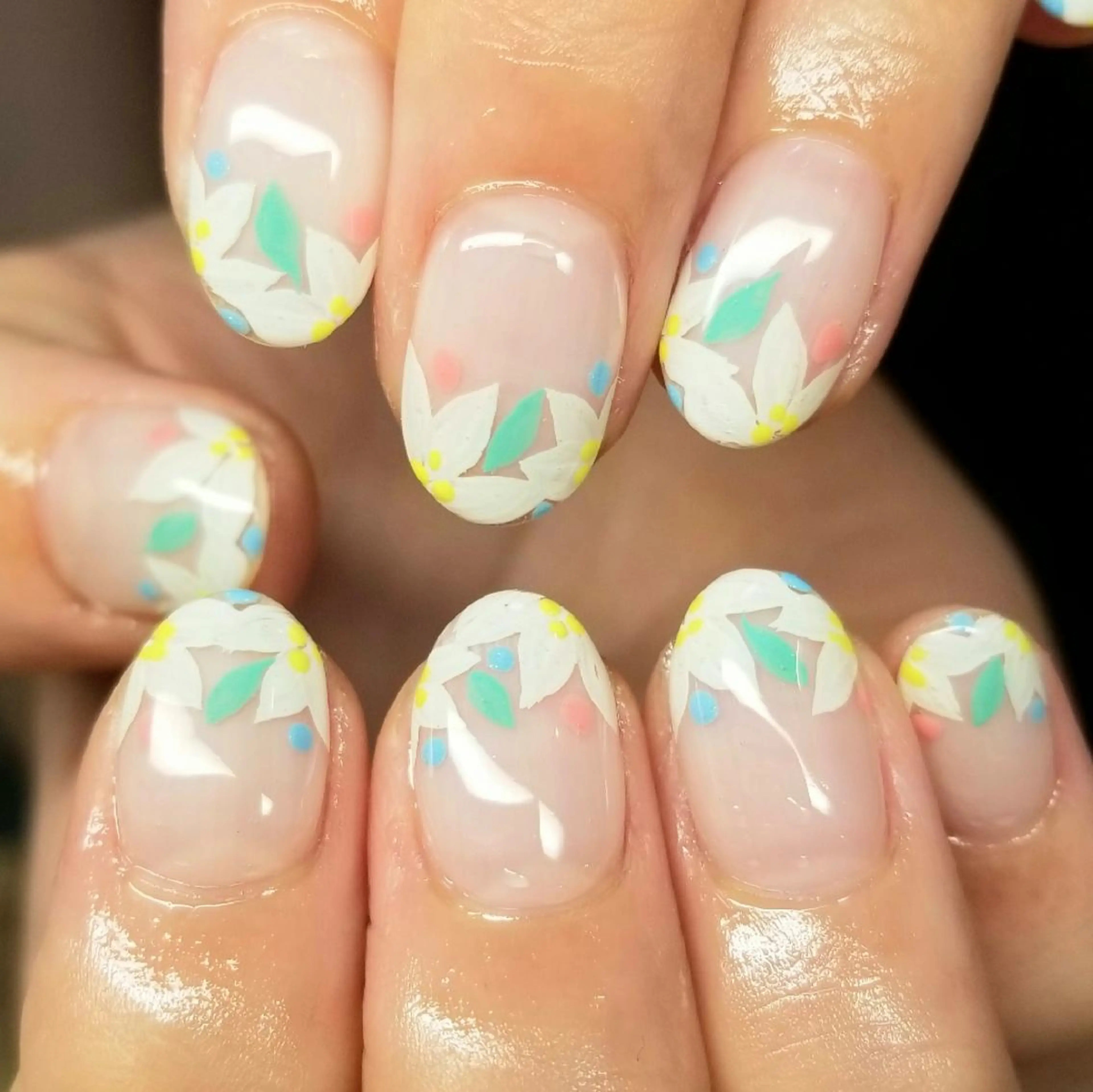 ネイル フラワーネイル フレンチネイル L'instant  Nail Artzのネイルデザイン