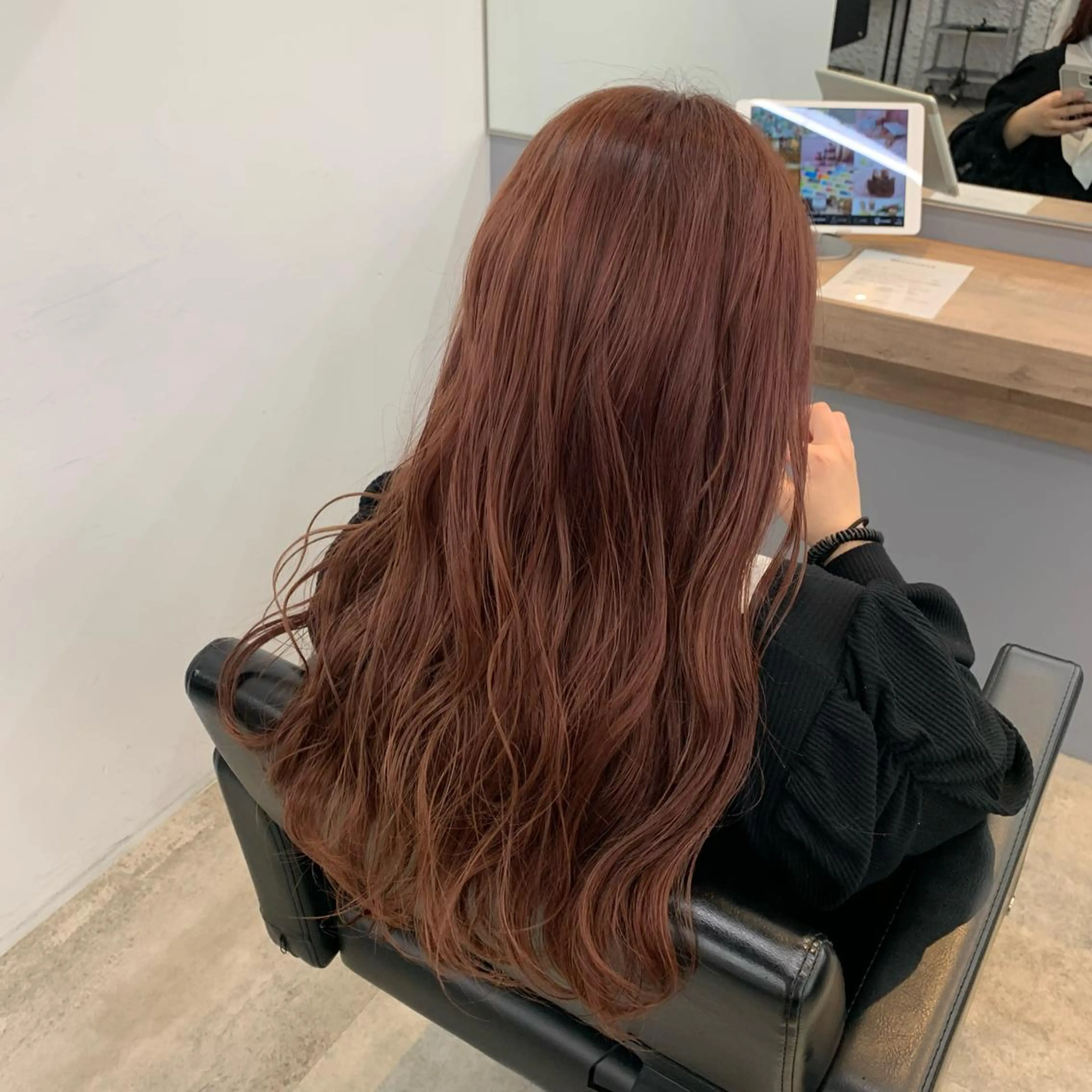 ミディアム カラー ブリーチ ヘアカラー トリートメント 透明感カラー/レイ ヤー/Nana🌈のヘアスタイル