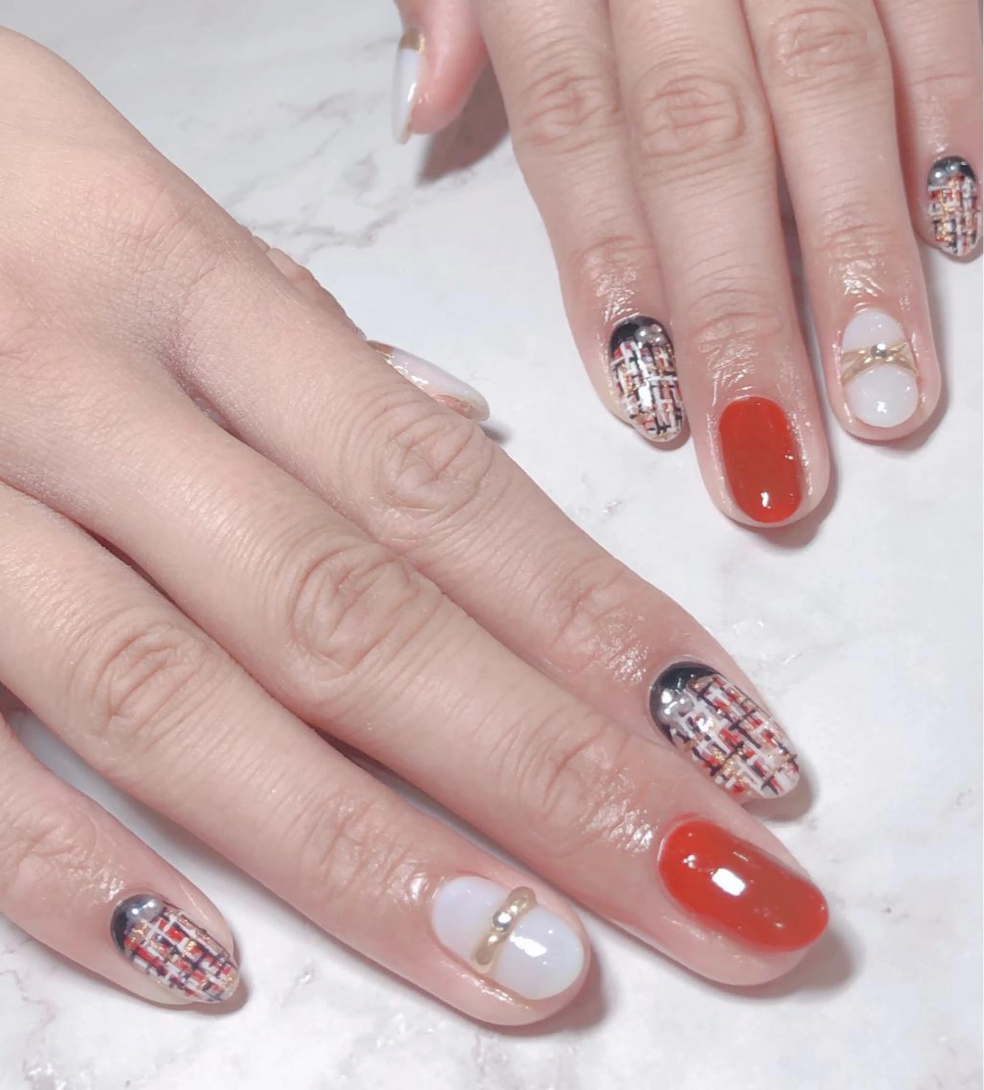 ネイル ハンドネイル ハンドケア ハク キのネイルデザイン