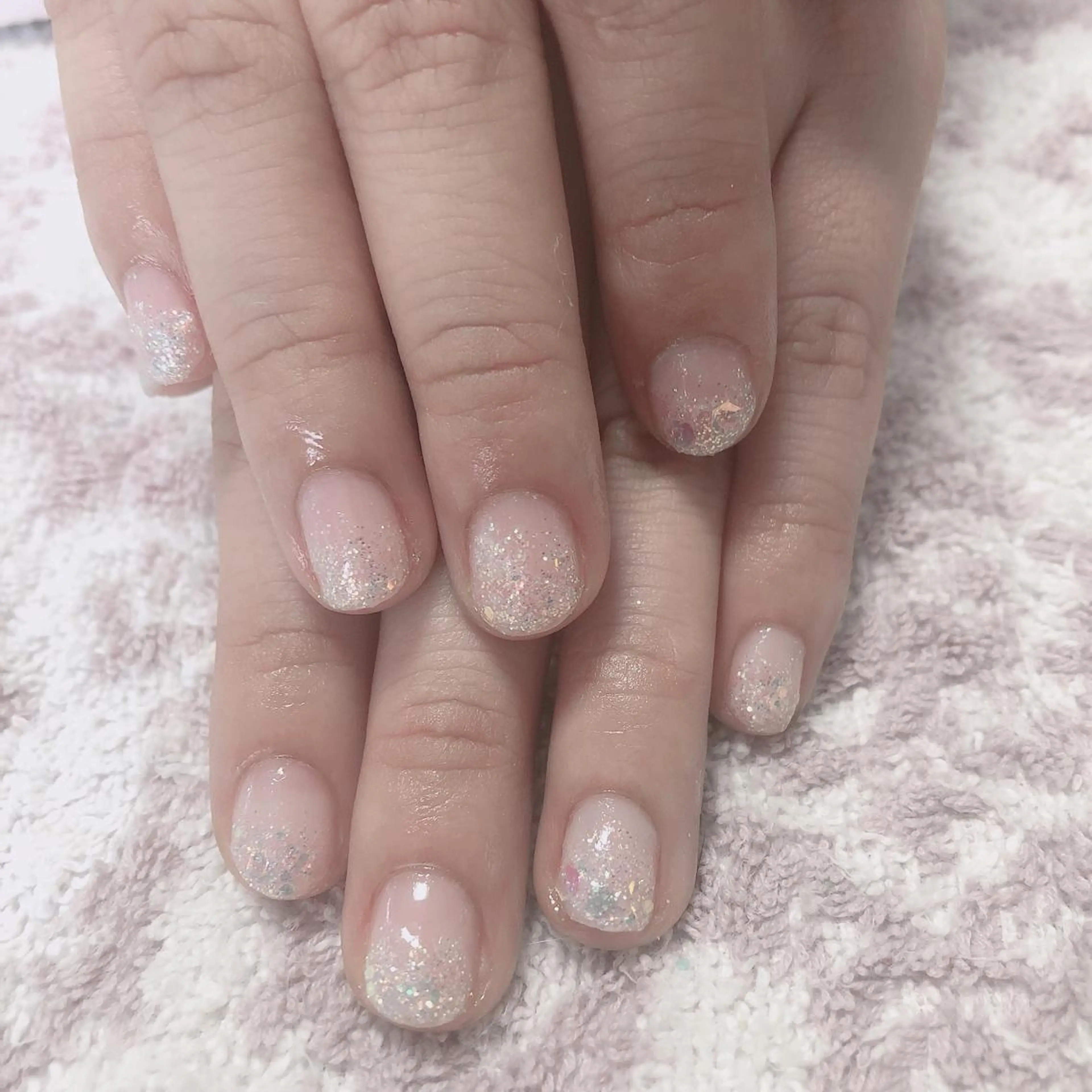 ネイル グラデーション キラキラネイル ラメ(グリッター) ラメグラデーション 結城 怜菜のネイルデザイン