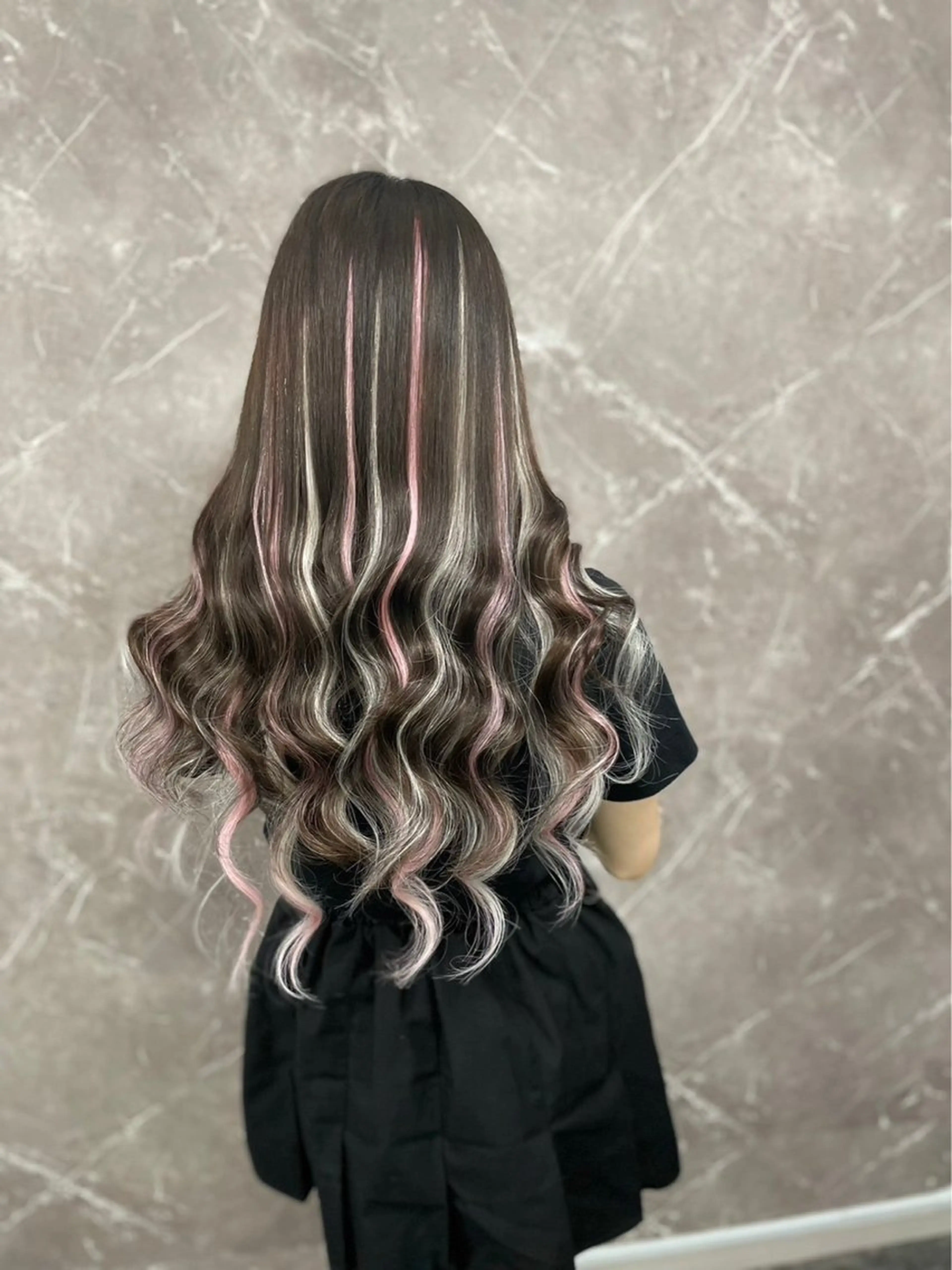 ロング RIN シールエクステのヘアスタイル