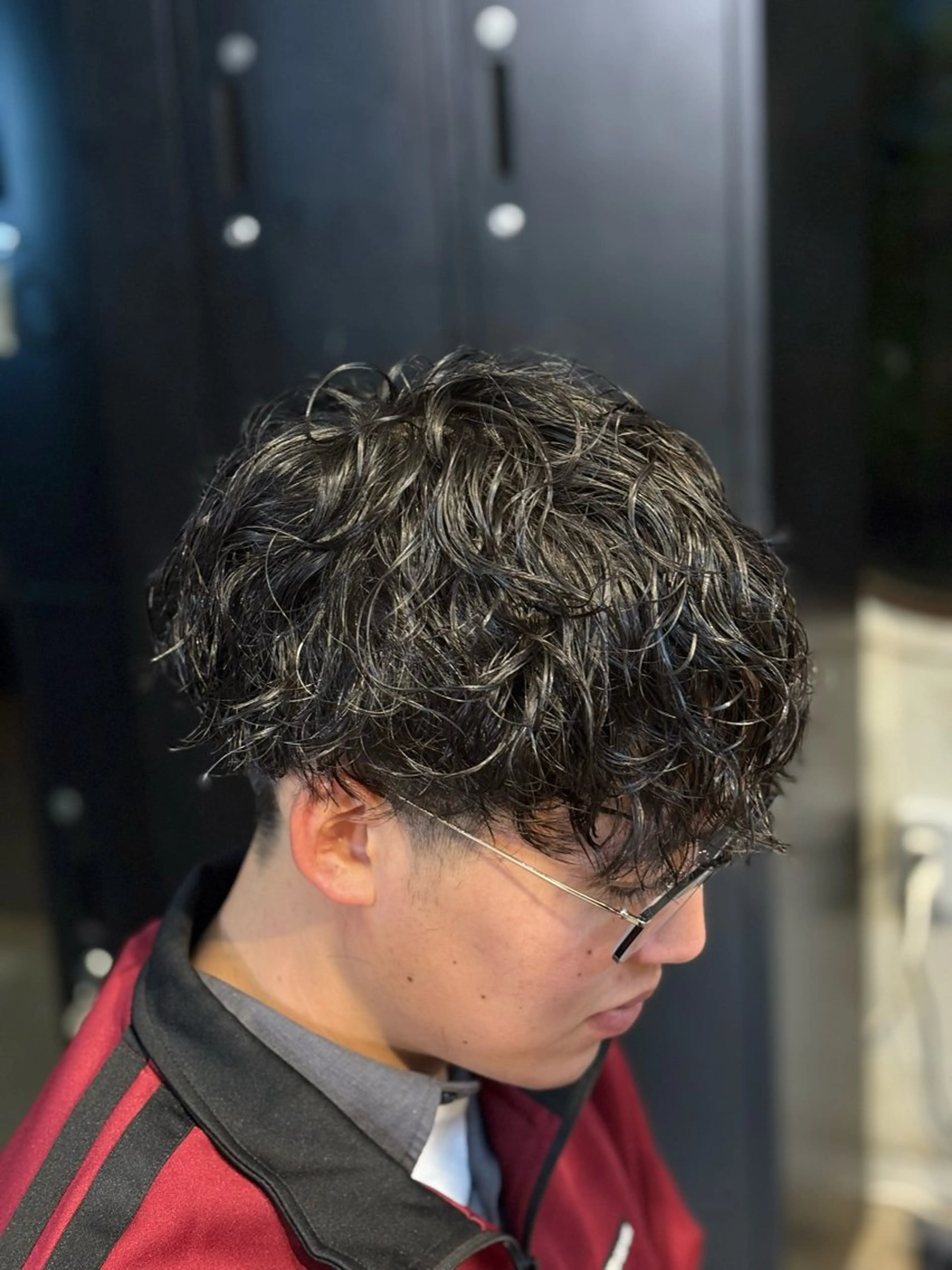 ショート パーマ スパイラルパーマ ユウト 【メンズ限定】のヘアスタイル