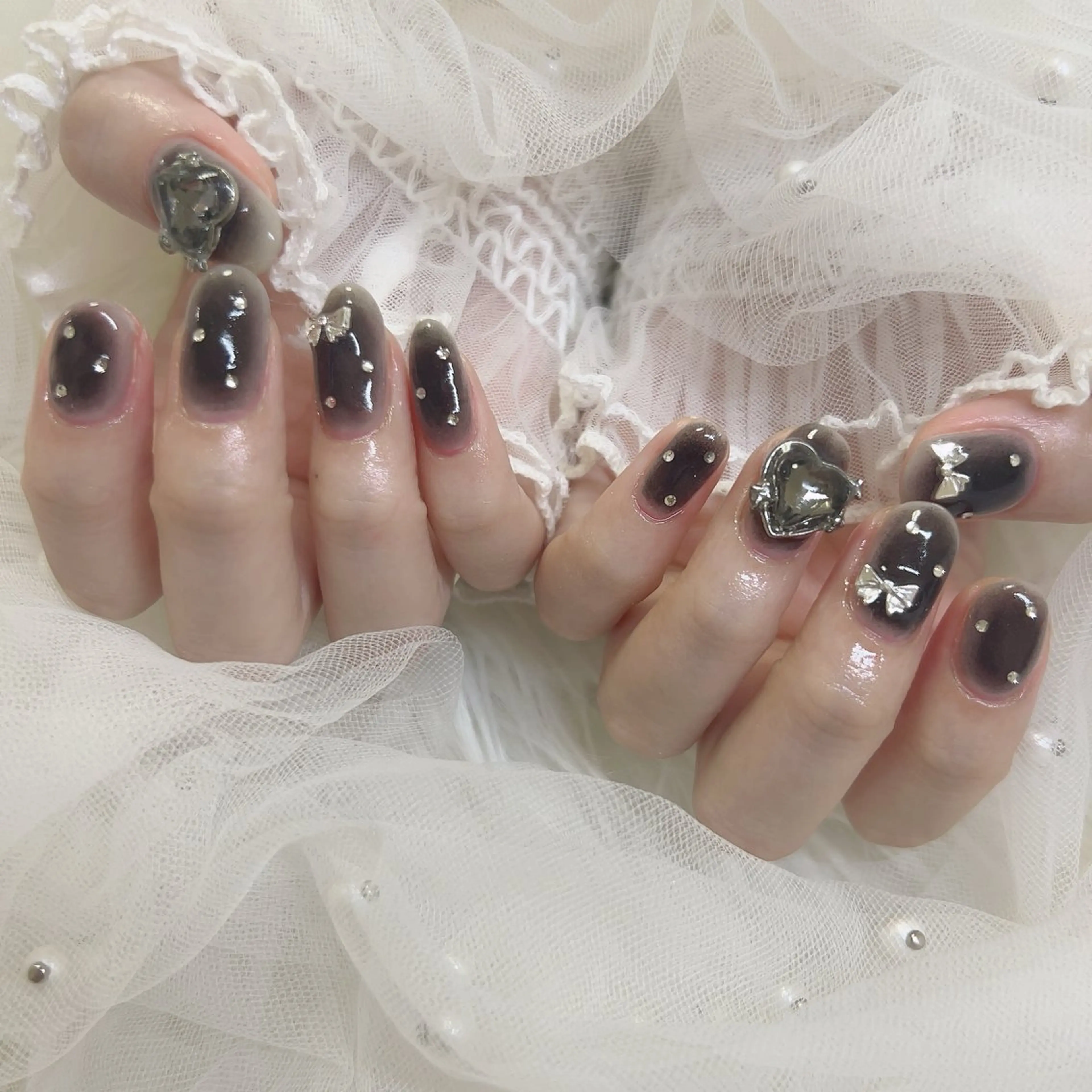 ネイル ゴン 🦋のネイルデザイン