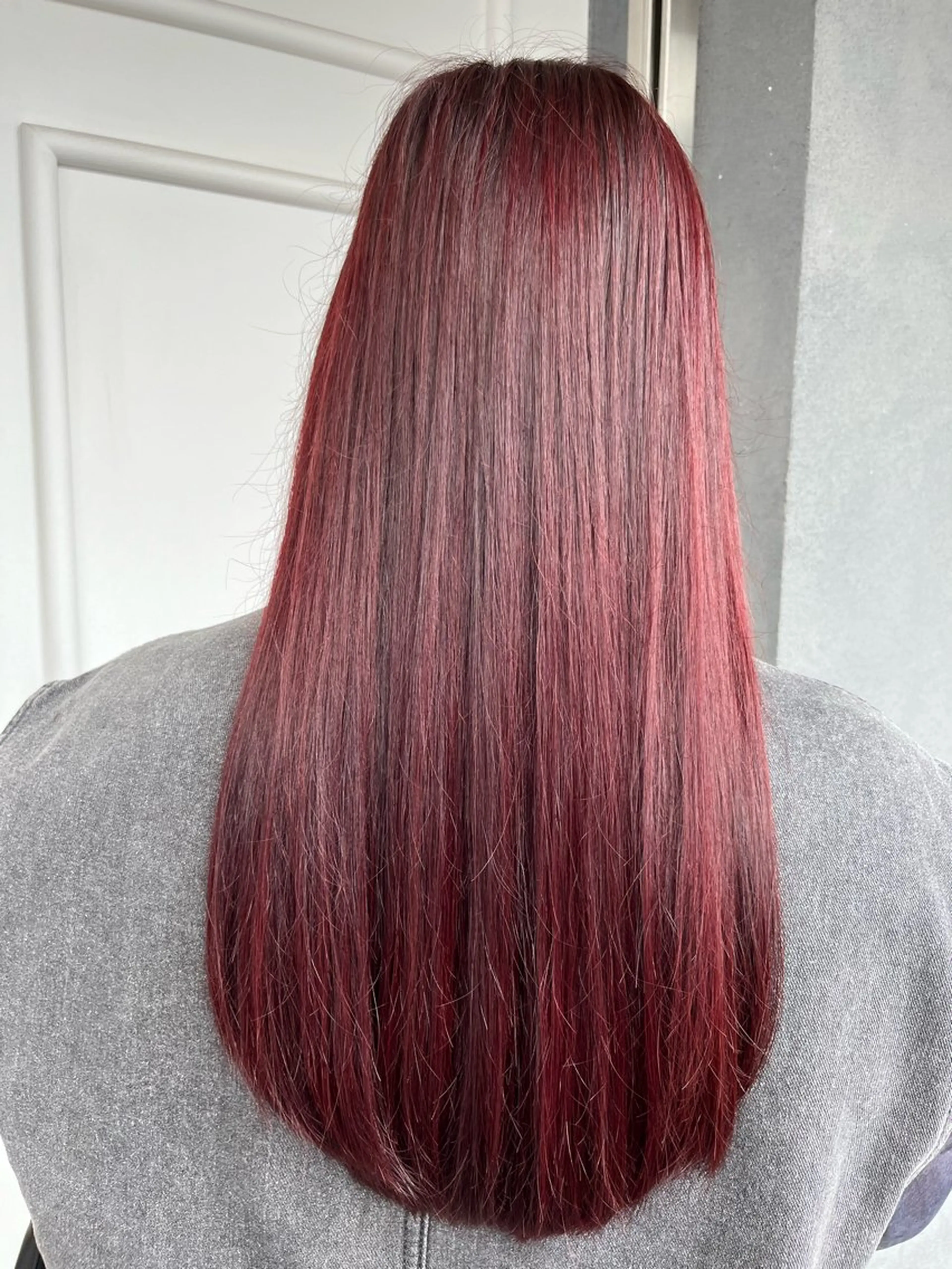 ロング ヘアカラー トリートメント 泉 綾乃モーラ[鳳店]のヘアスタイル