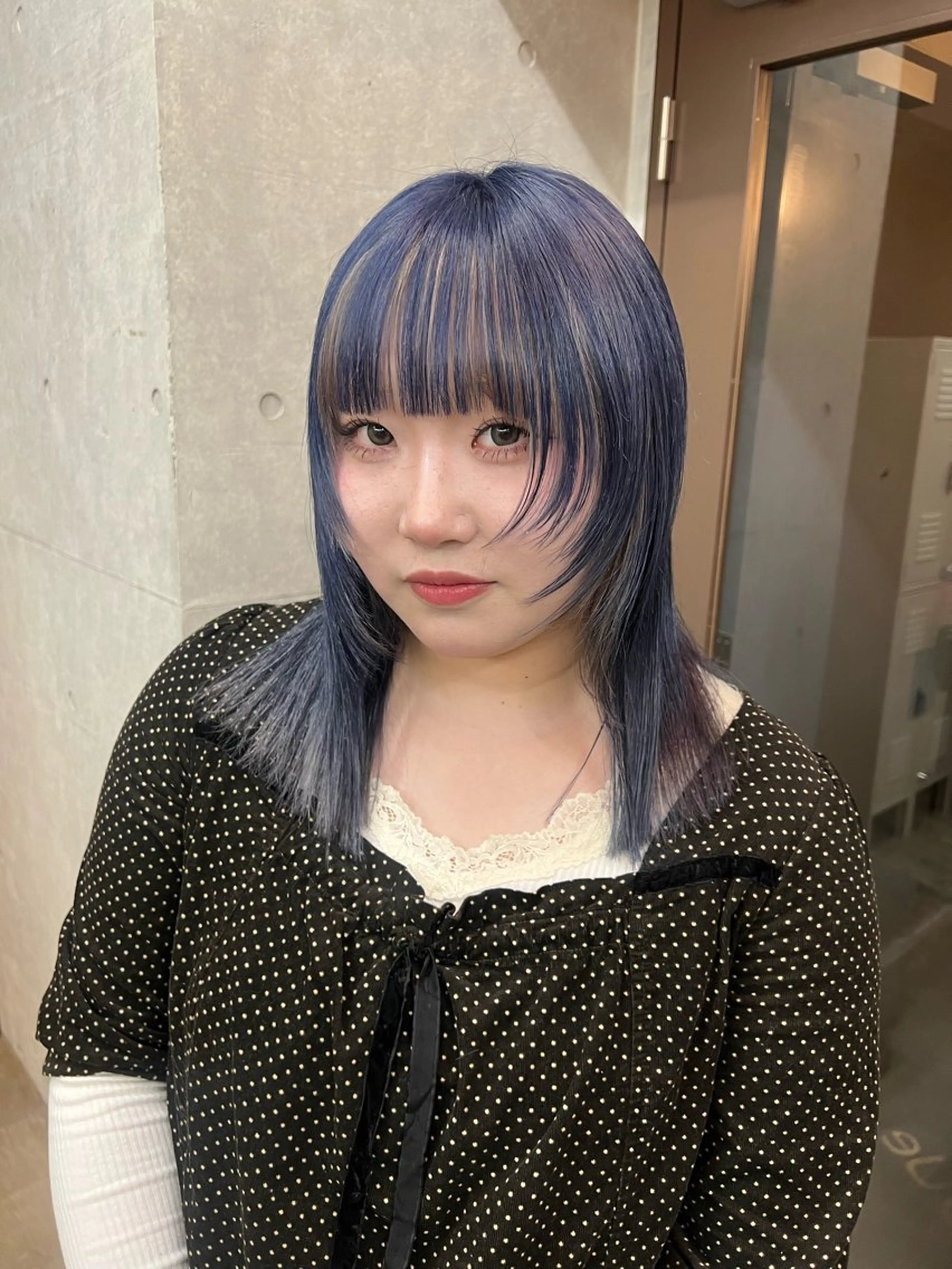 ミディアム カラー カット ヘアカラー ハイトーンカラー/ さらさのヘアスタイル