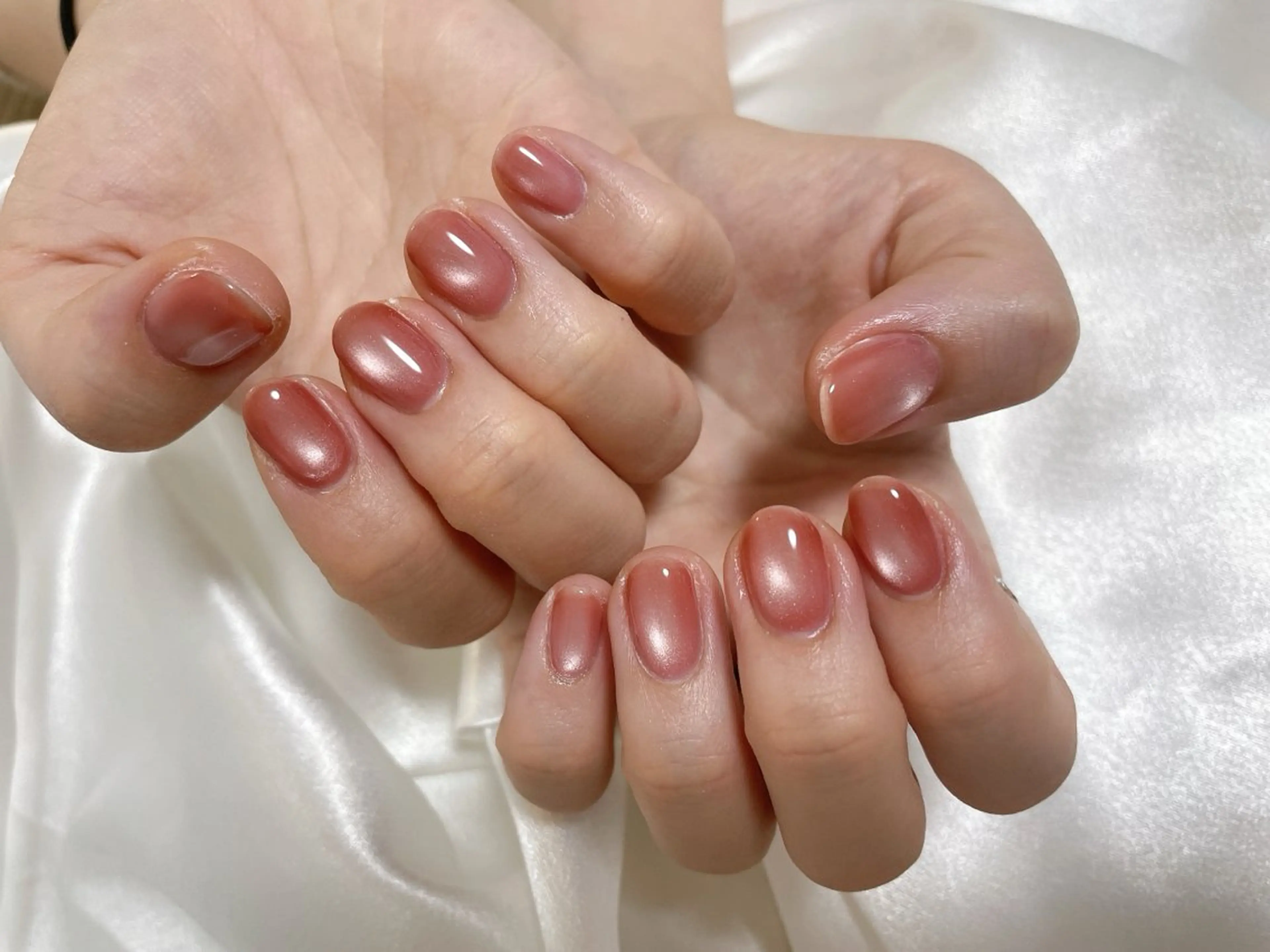 ネイル オーロラネイル 桜ネイル フラワーネイル フットネイル フレンチネイル ハンドネイル mogunail &blowのネイルデザイン