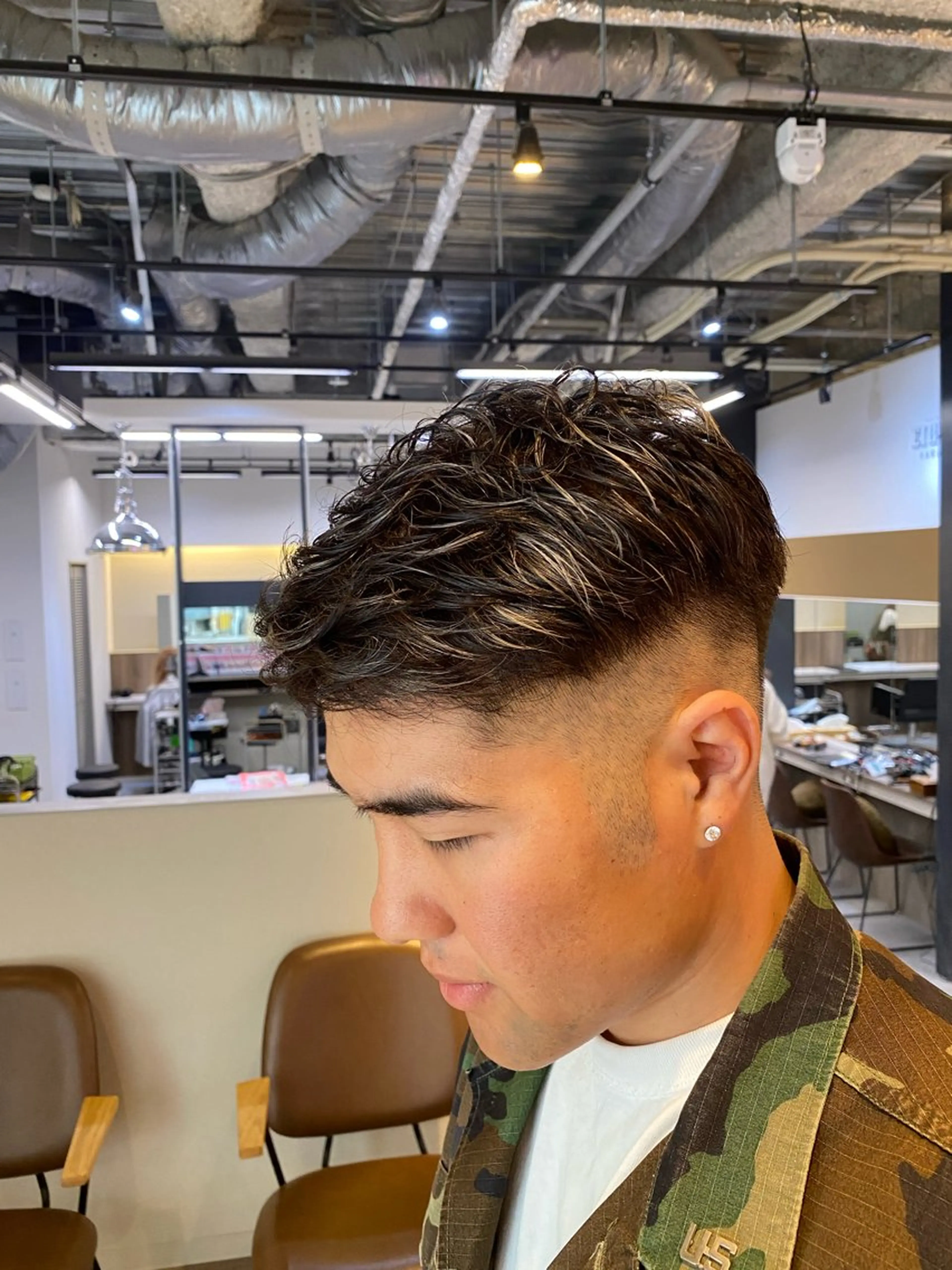 カラー メンズ カット ヘアカラー 白髪ぼかしハイライト ／レイヤー中島啓太のヘアスタイル