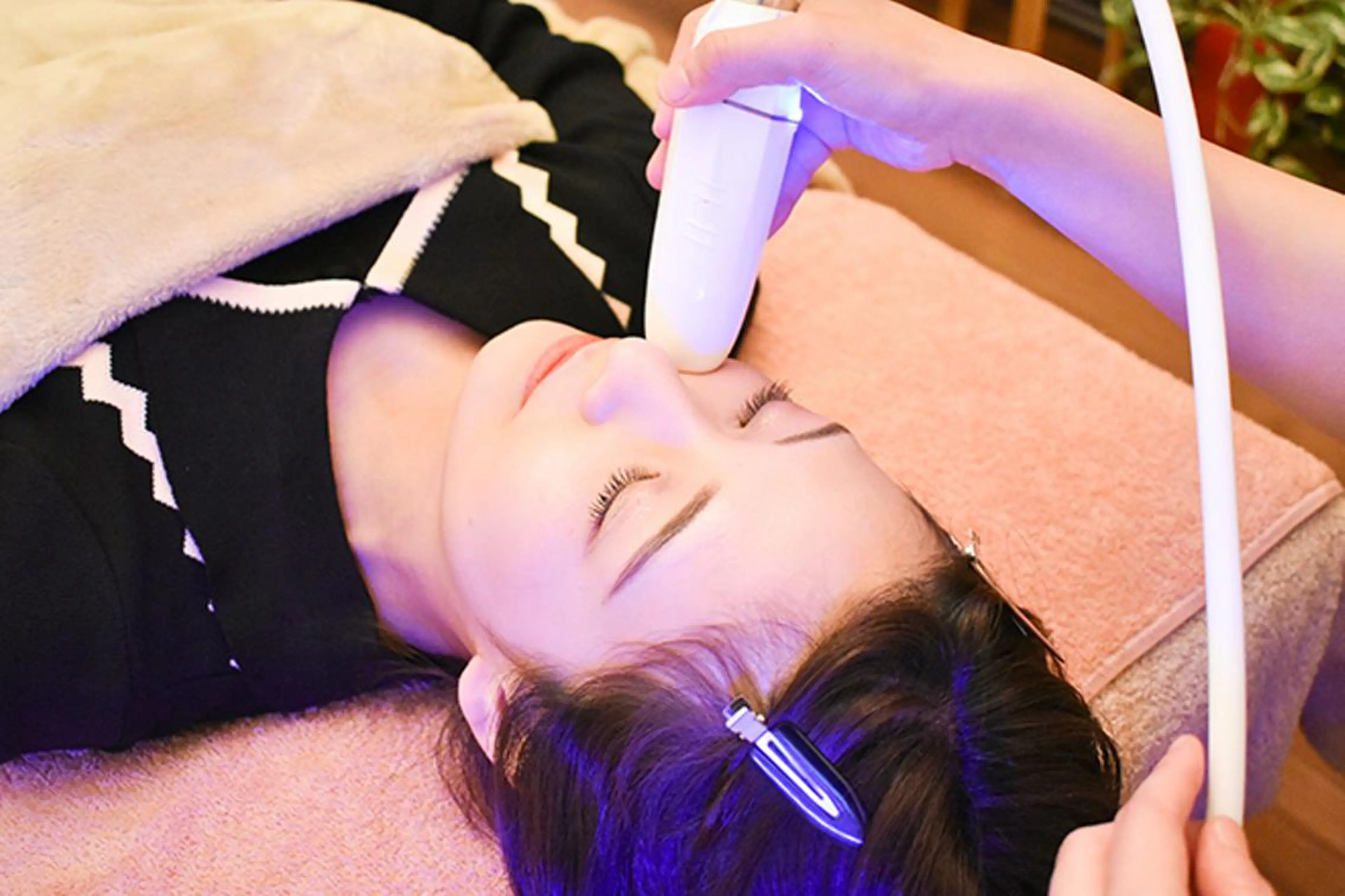 小顔とシミケア🪽 /Salon Mのエステ・リラクイメージ