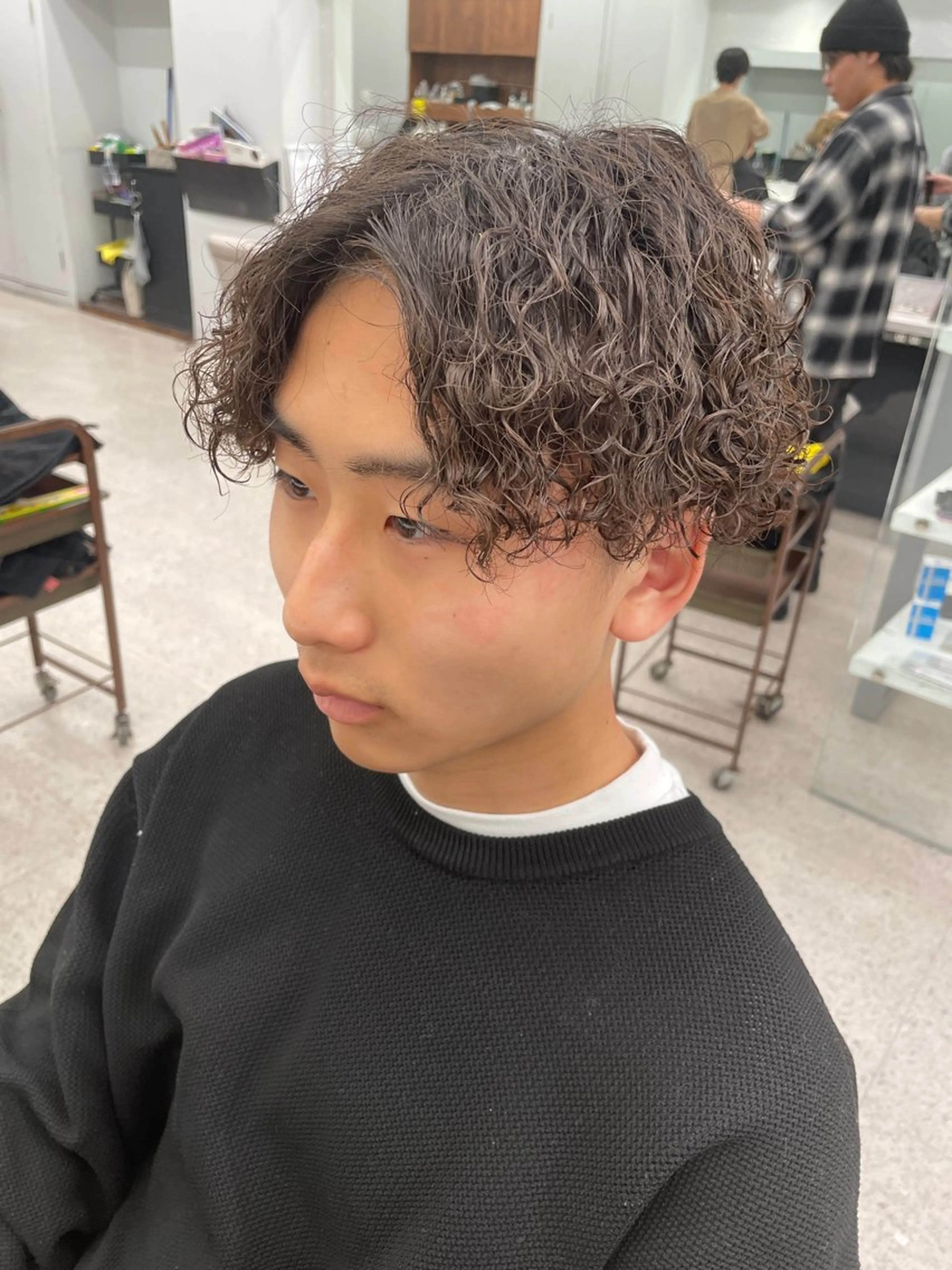 パーマ メンズ メンズスタイリスト✨ 助川龍哉のヘアスタイル
