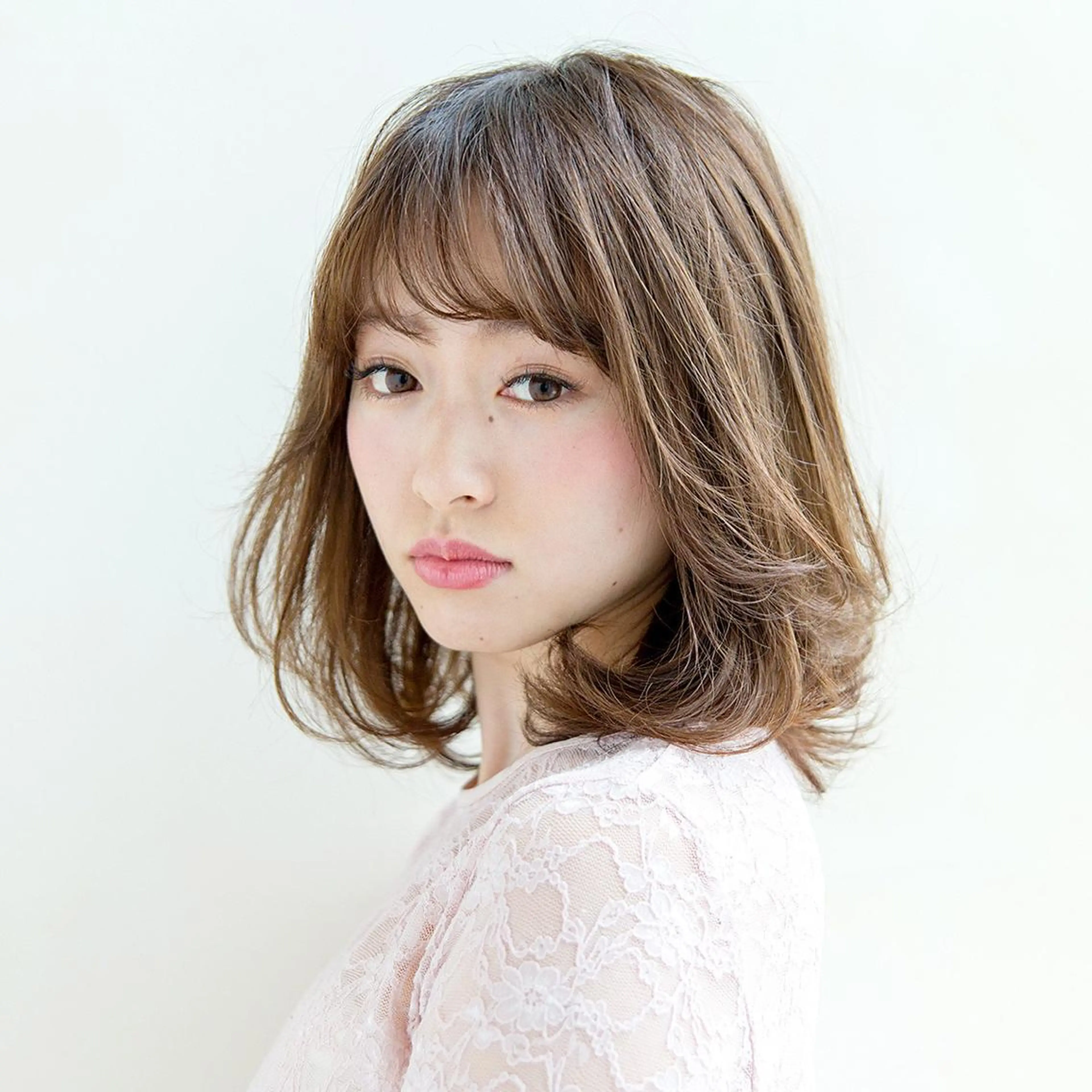 ミディアム カラー ゆうつ やすひとのヘアスタイル