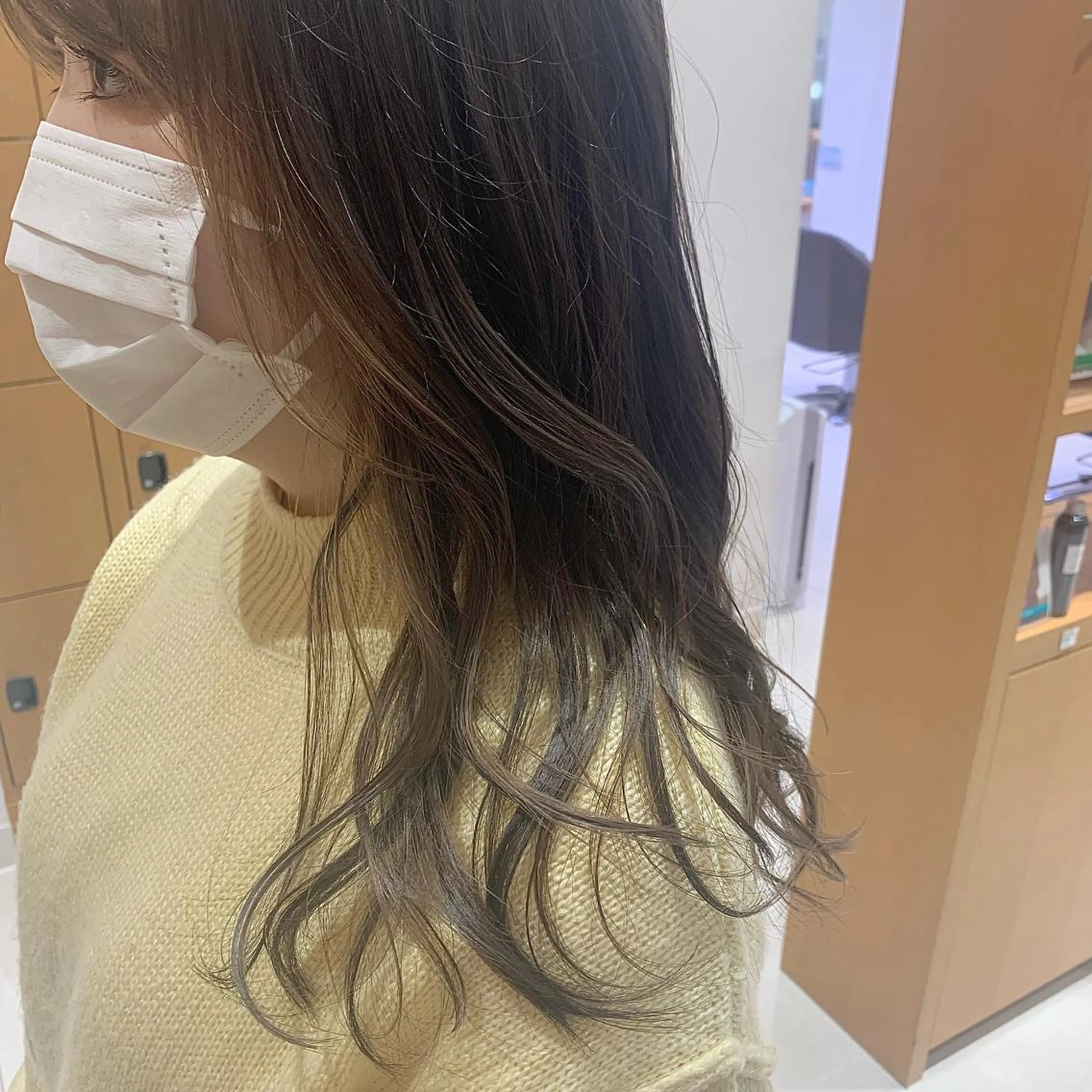 ロング カラー 下川 由貴のヘアスタイル