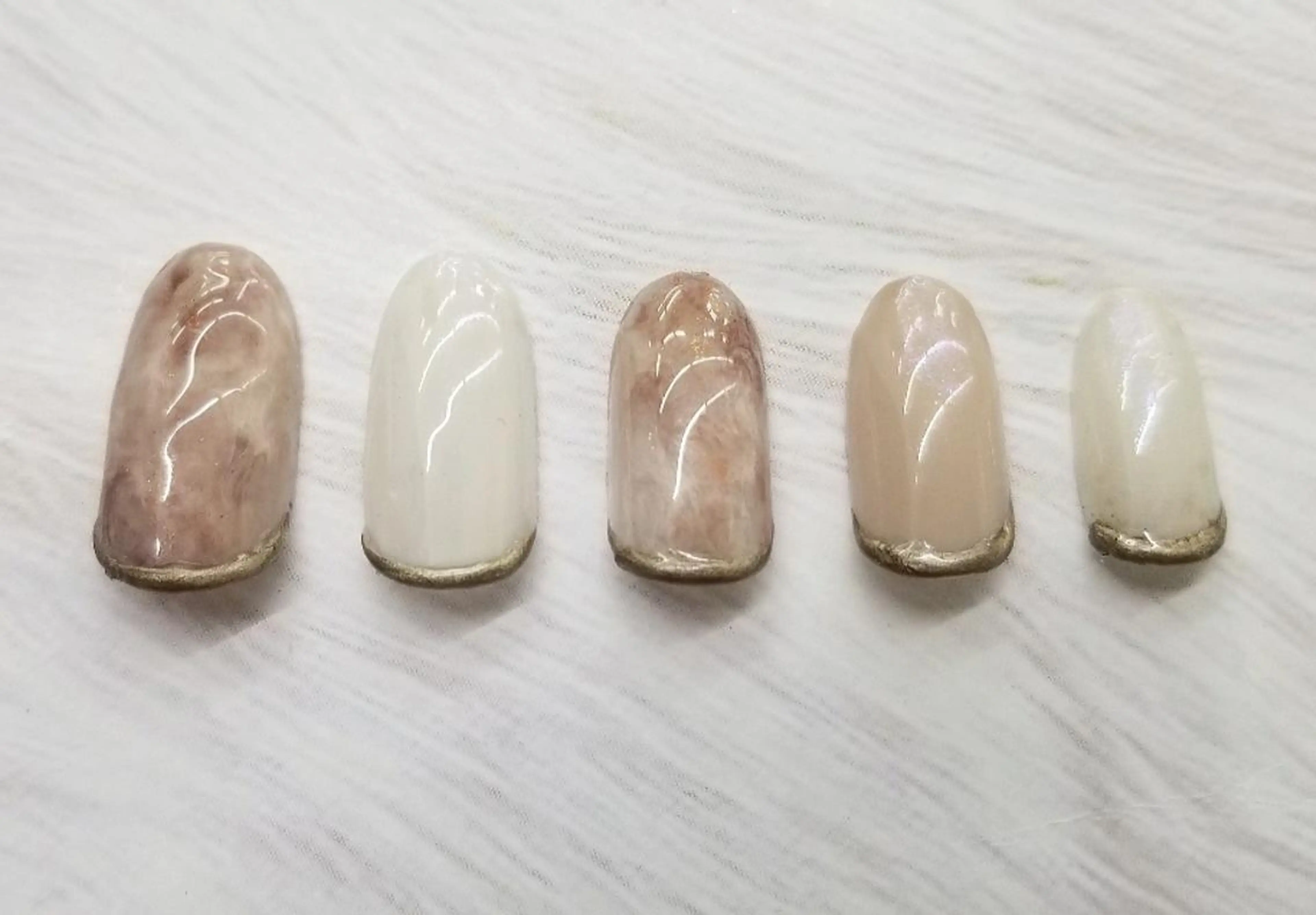 ネイル 大理石ネイル(マーブル) ニュアンスネイル 関口 友菜のヘアスタイル