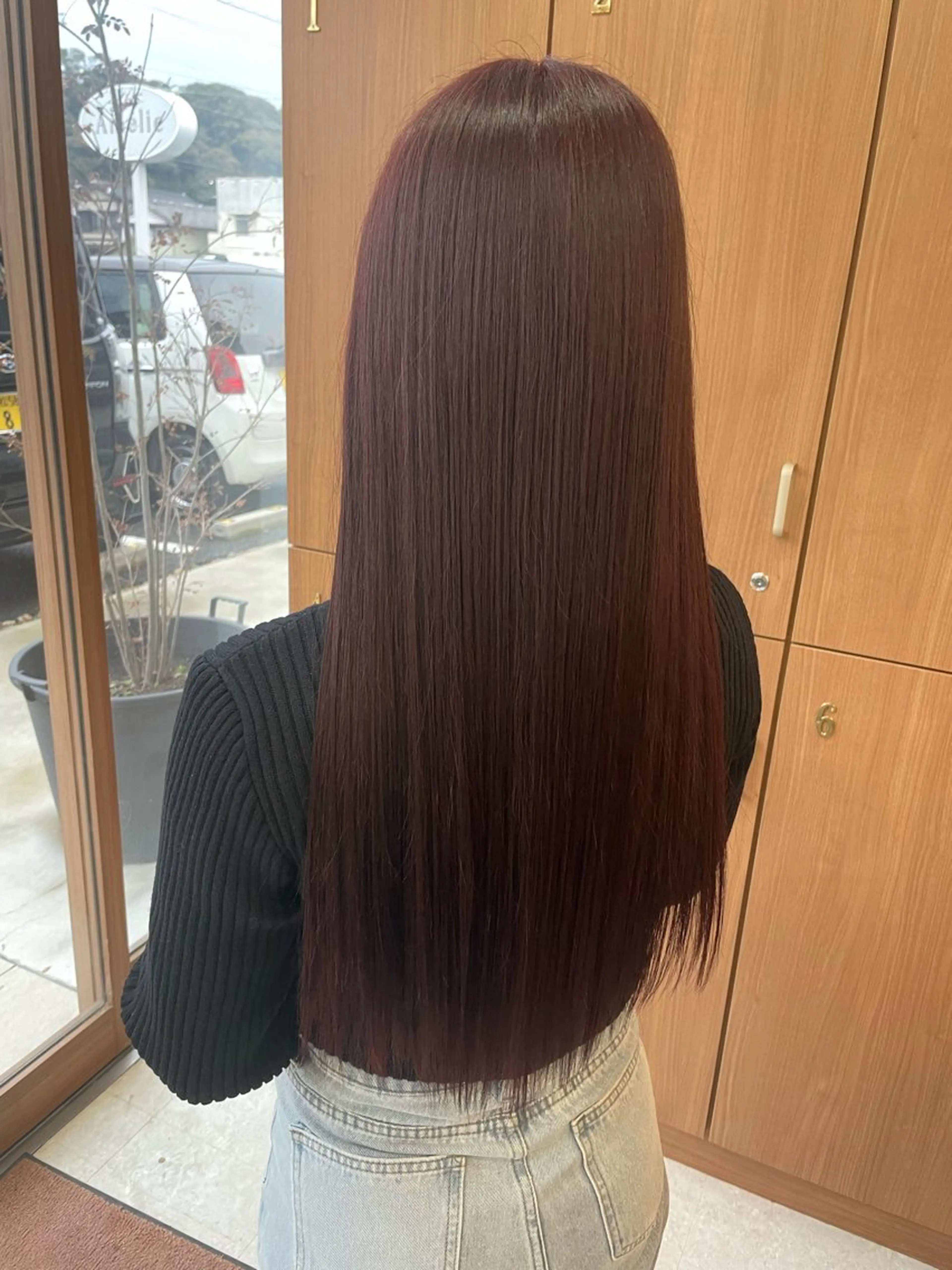 ロング カラー 鈴木 梨瑚のヘアスタイル