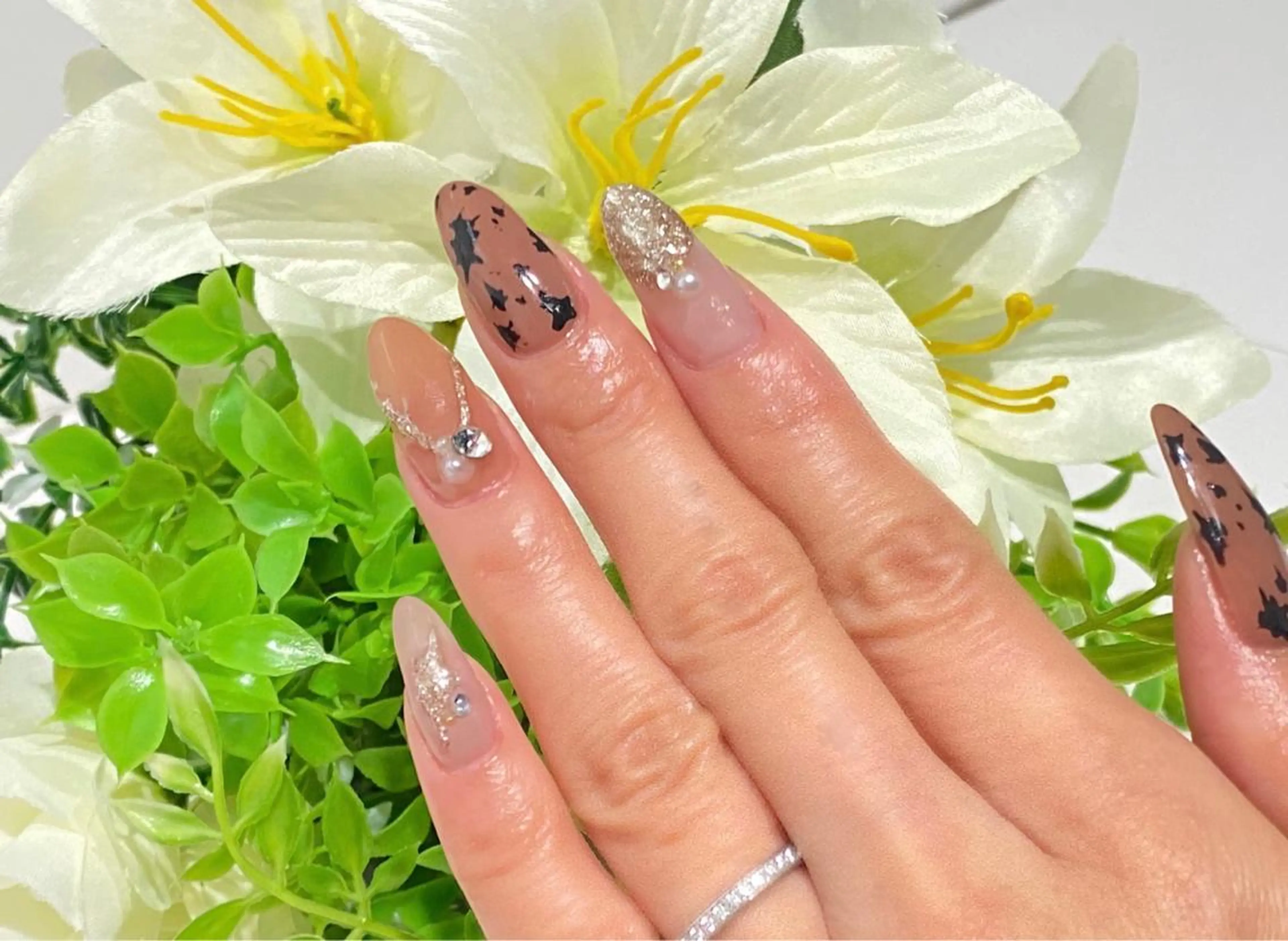 ネイル アニマル柄 ハンドネイル フットネイル ハンドケア nail salon  AlgeTy所属・✴︎:.｡. MAKI.｡.:✴︎のネイルデザイン