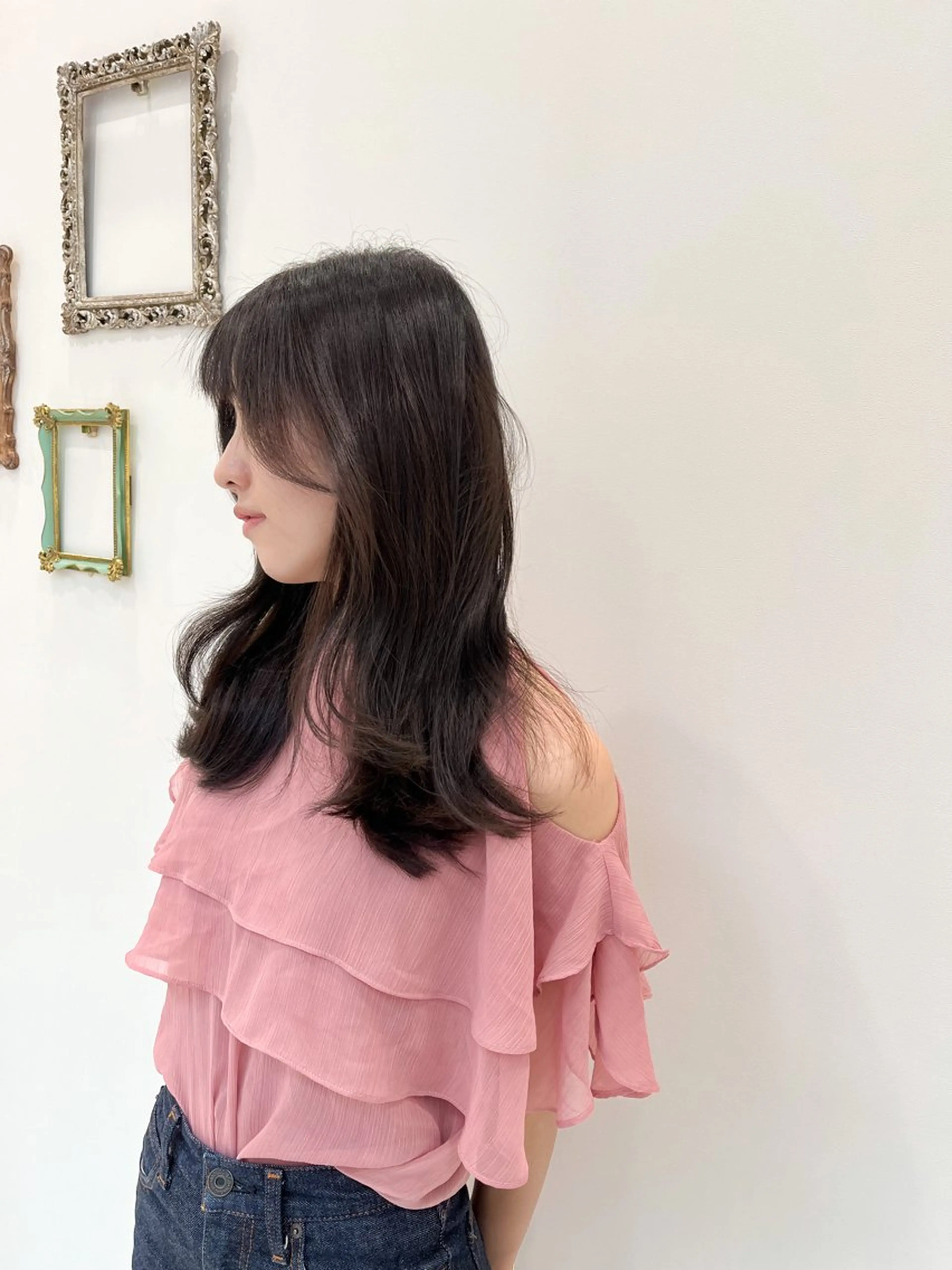 セミロング カラー 顔まわりレイヤー 顔周りカット レイヤーカット 縮毛矯正 カット ヘアカラー トリートメント ミタニ/髪質改善 /レイヤーカットのヘアスタイル