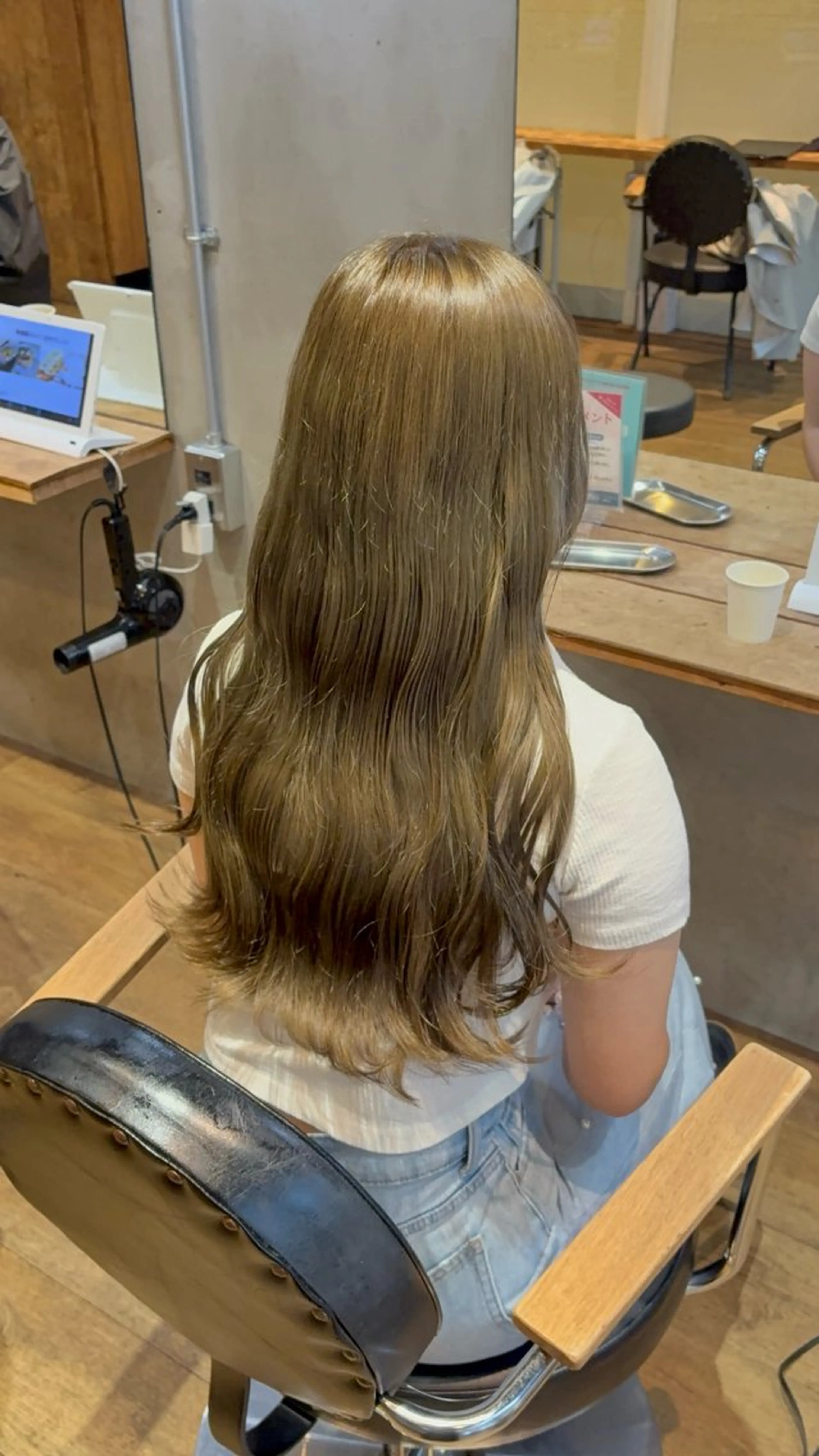 ロング カラー ベージュカラー オリーブベージュ カット ヘアカラー トリートメント La fith hair cheval　熊本店所属・【 Lafith 】 WAKOのヘアスタイル