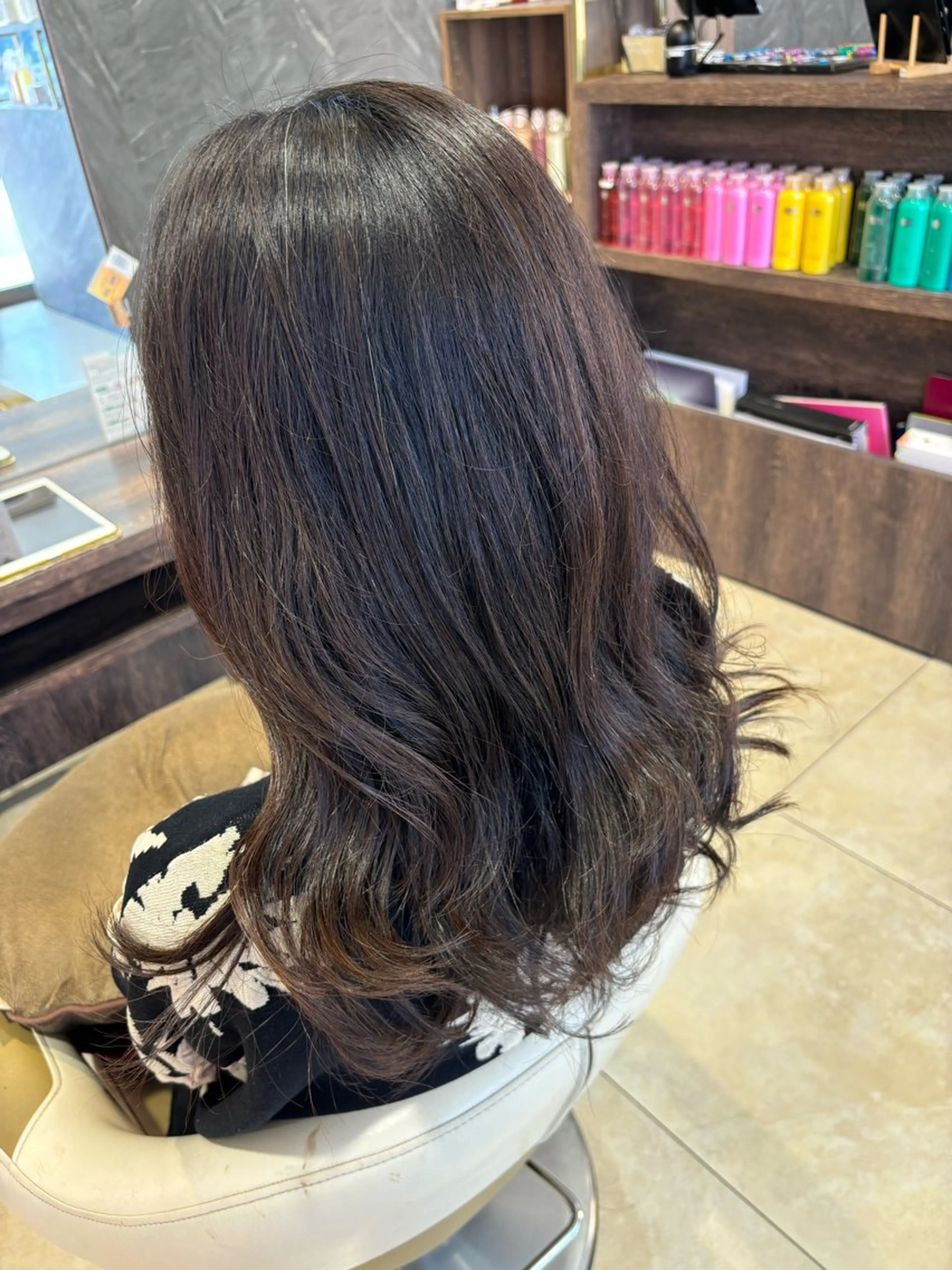 ロング 守谷 奏穂のヘアスタイル