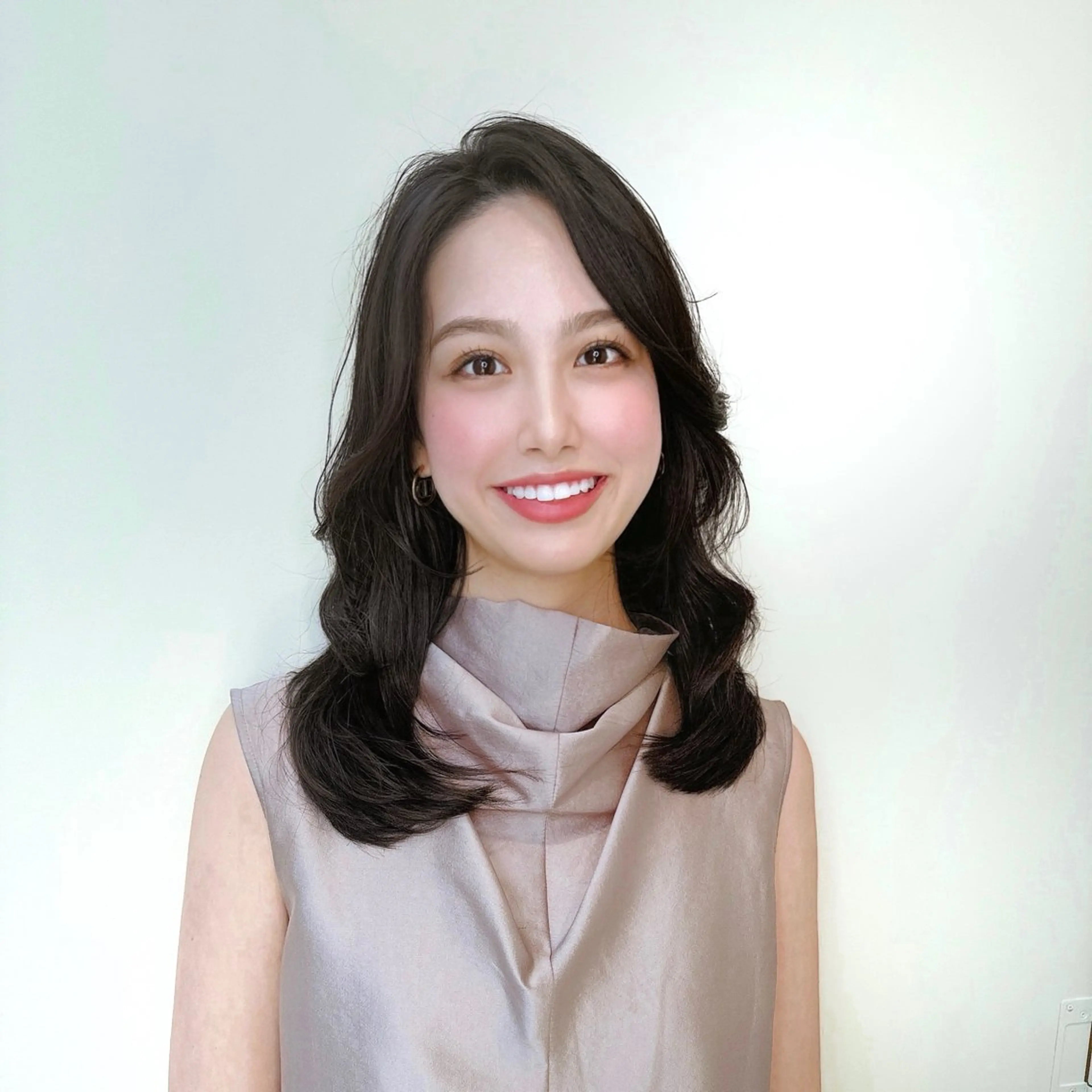 セミロング カラー 1日1名様限定 予約可能のヘアスタイル