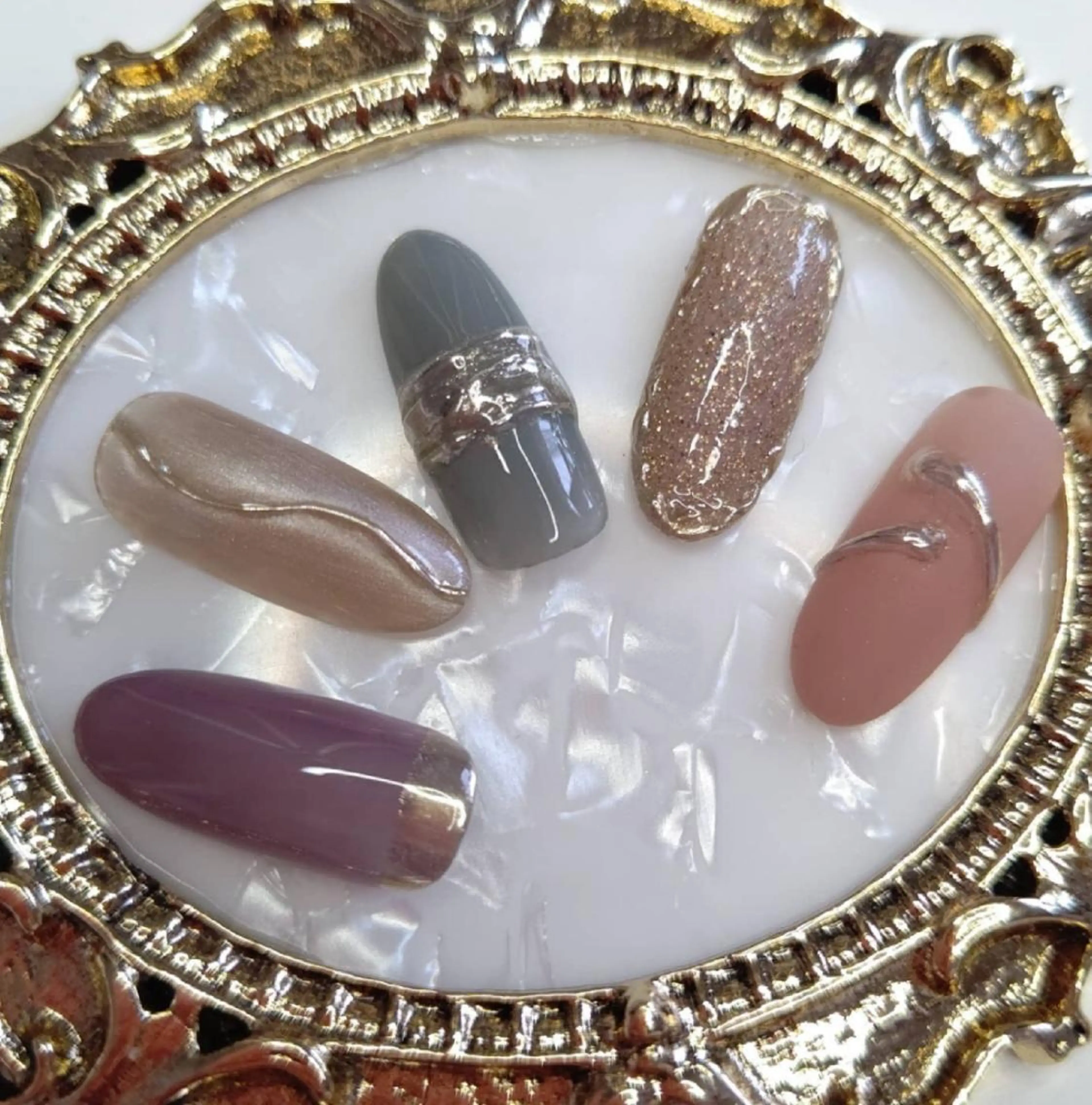 ネイル ラヴィアン ローズのネイルデザイン