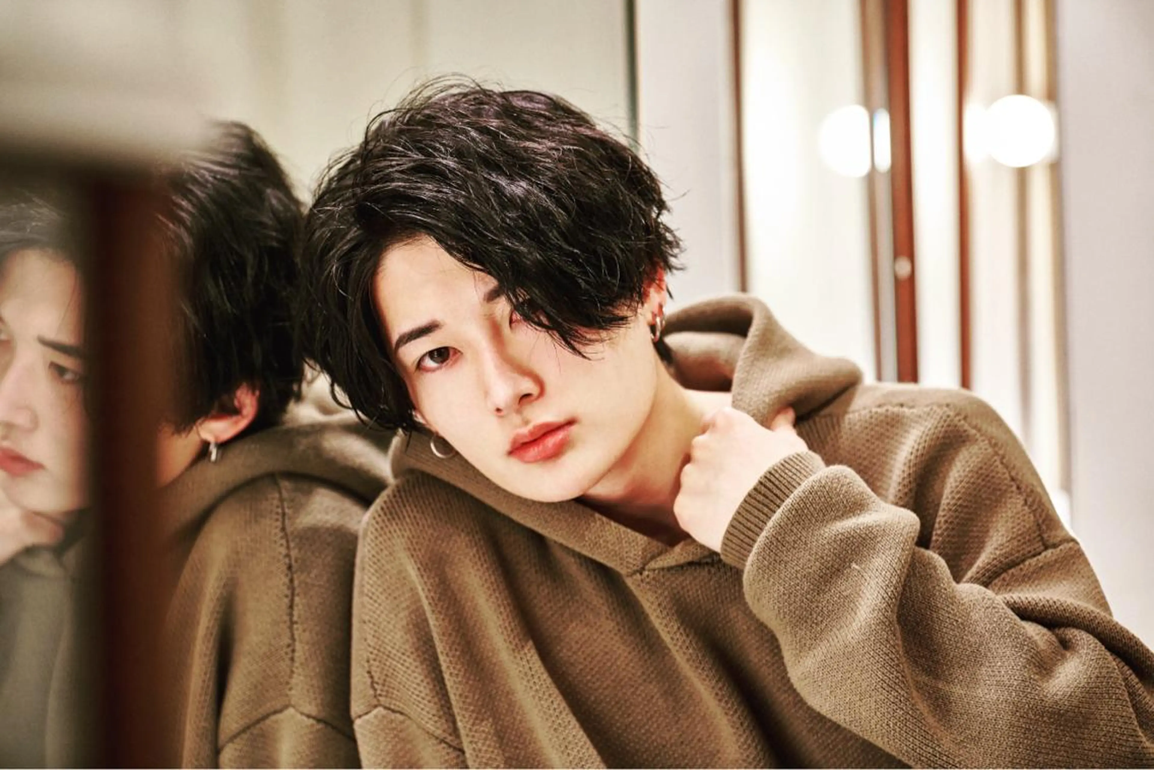 パーマ メンズ センターパート メンズパーマ 波巻きパーマ カット パーマ 吉川 みんとのヘアスタイル