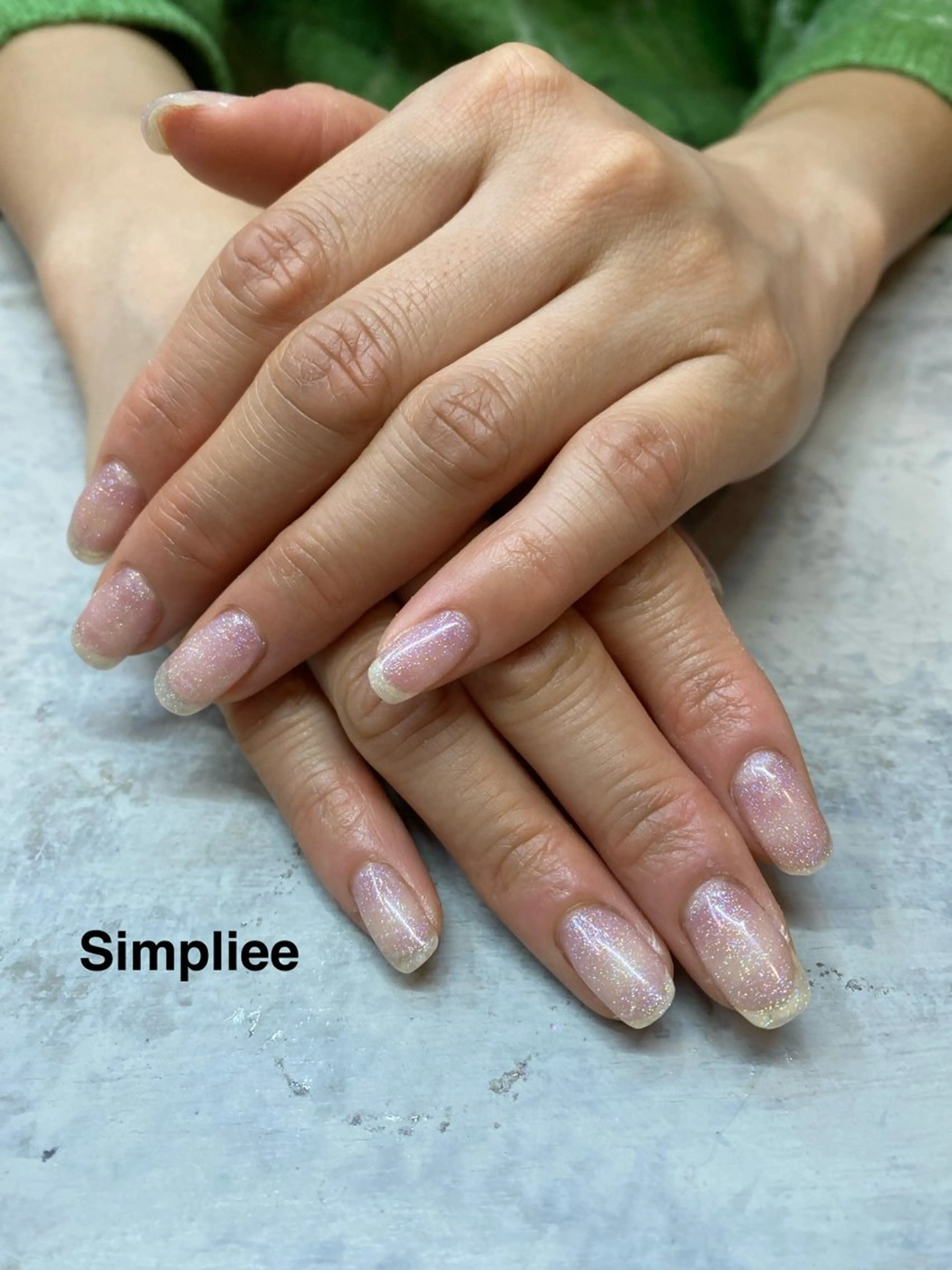 ネイル シンプリーワン 渋谷店🪄MOENAのネイルデザイン