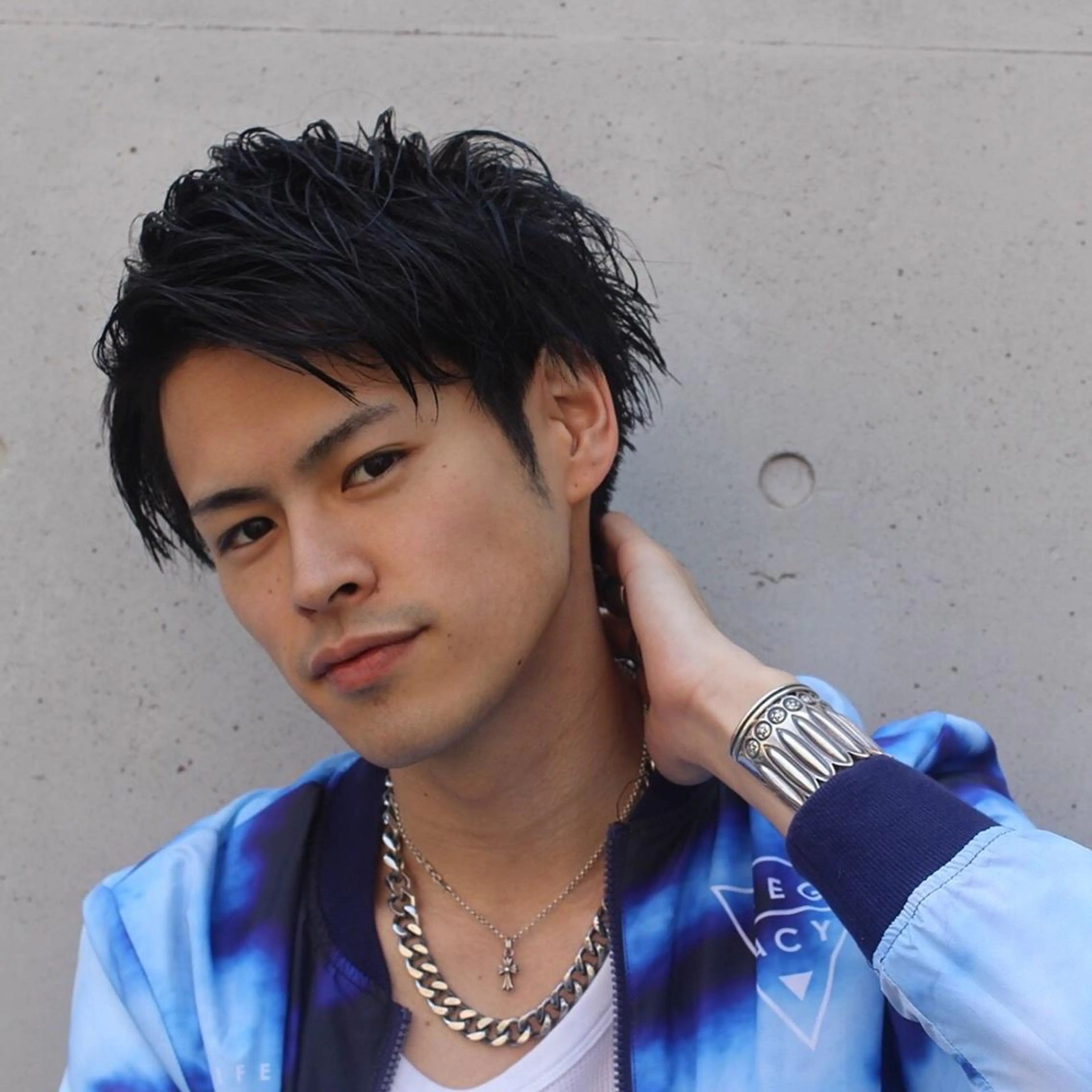 ショート カラー パーマ メンズ ニュアンスパーマ／ レイヤー／茶屋町のヘアスタイル