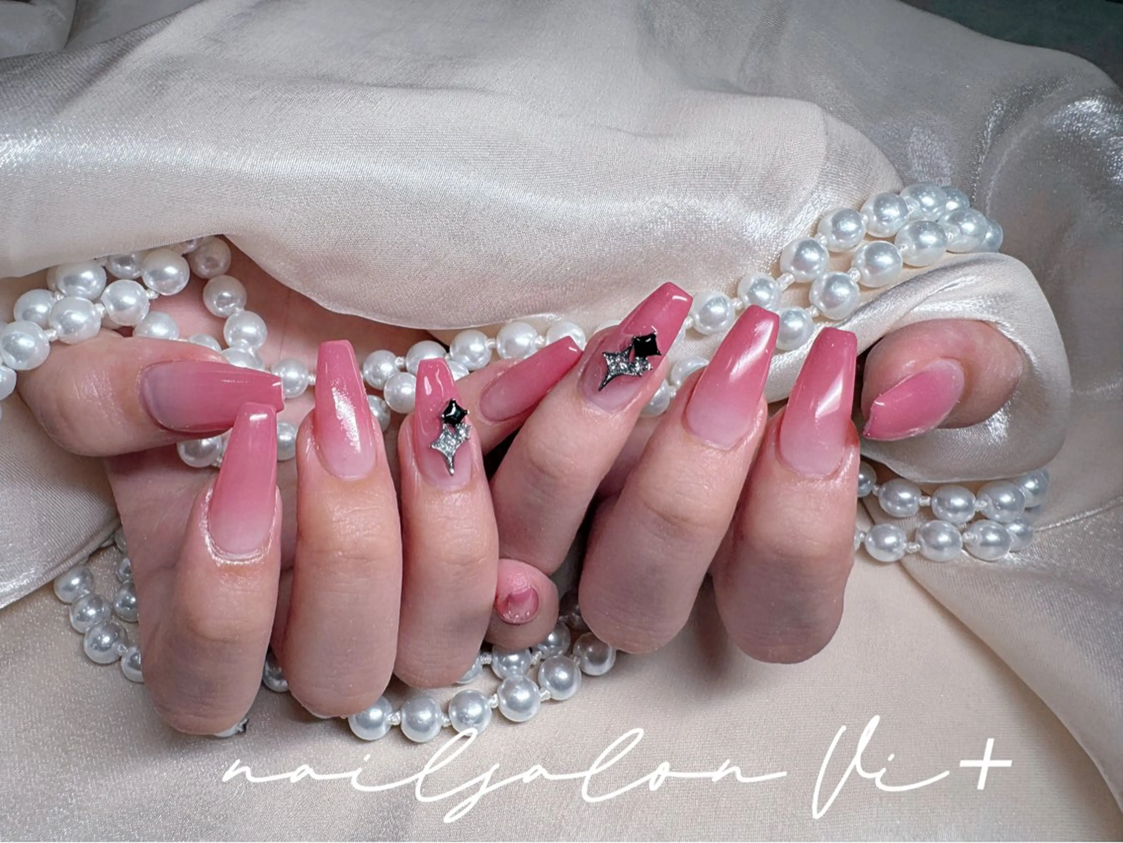 ネイル ハンドネイル ✨Nailsalon Vi+✨のネイルデザイン