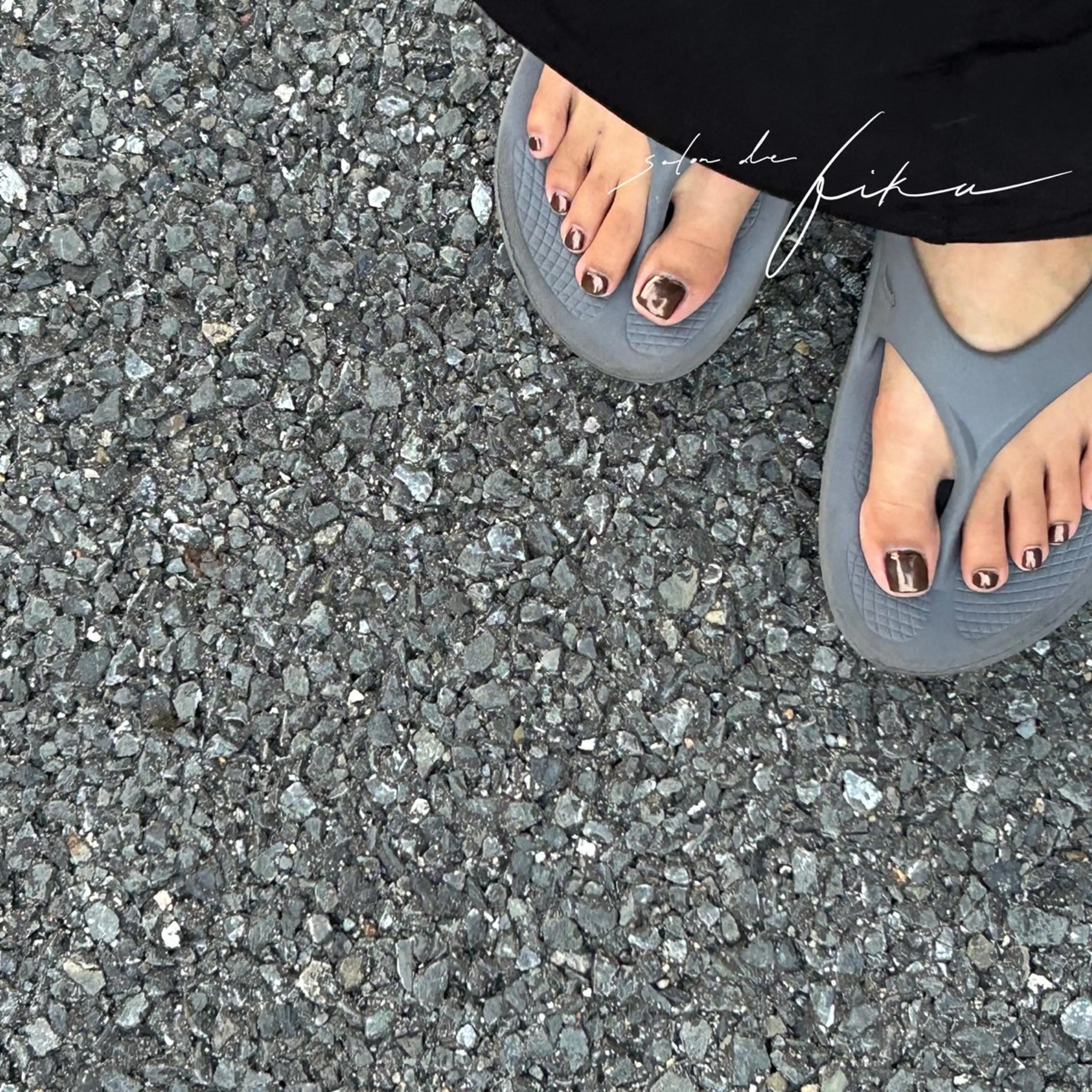 ネイル ミラーネイル Rio 𓍼のネイルデザイン