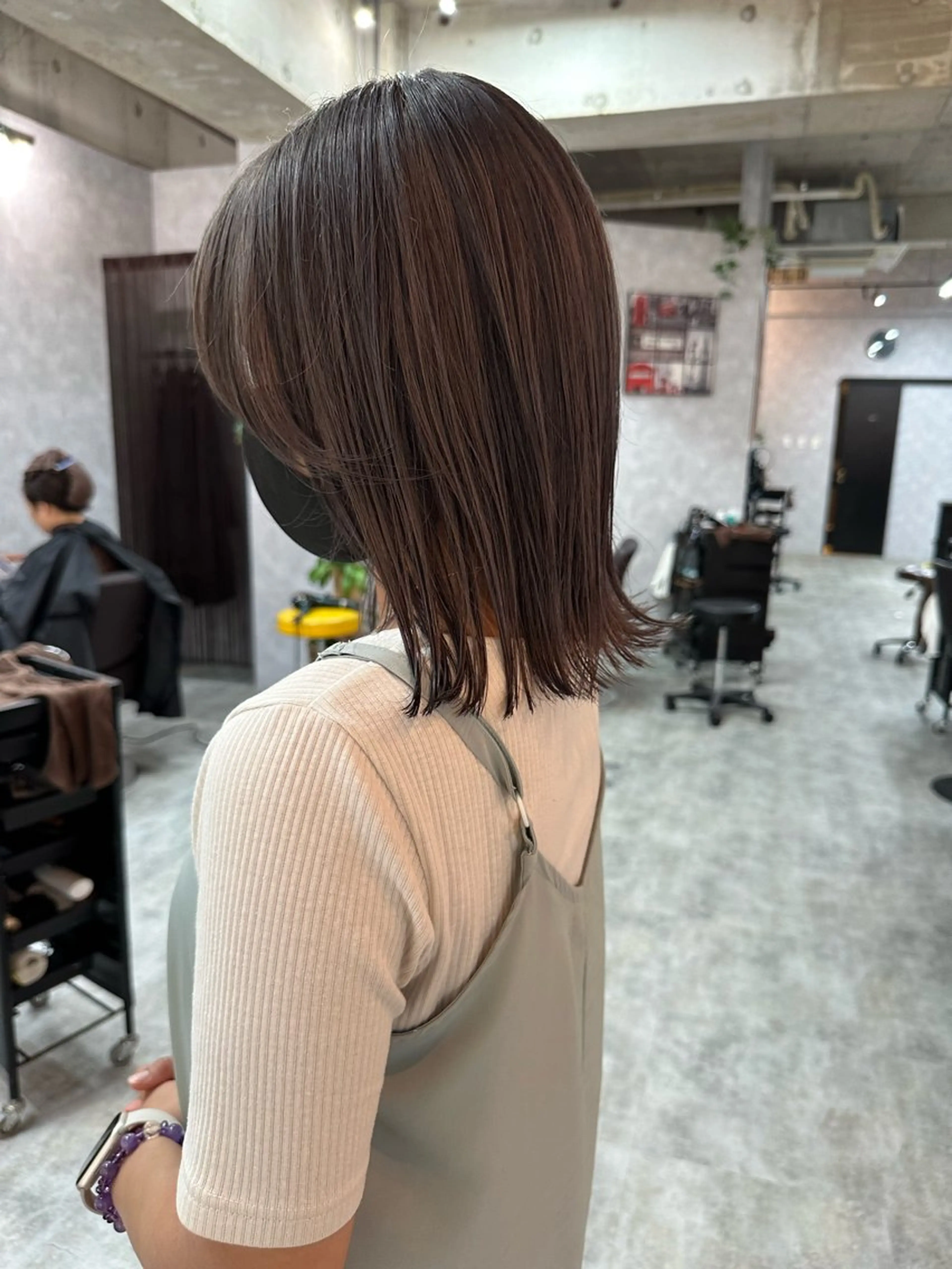 ショート 切りっぱなしボブ ショートボブ ハンサムショート 丸みショート ボブ カット ヘアカラー トリートメント モテ髪/ボブ/ショー ト/アダチフウトのヘアスタイル
