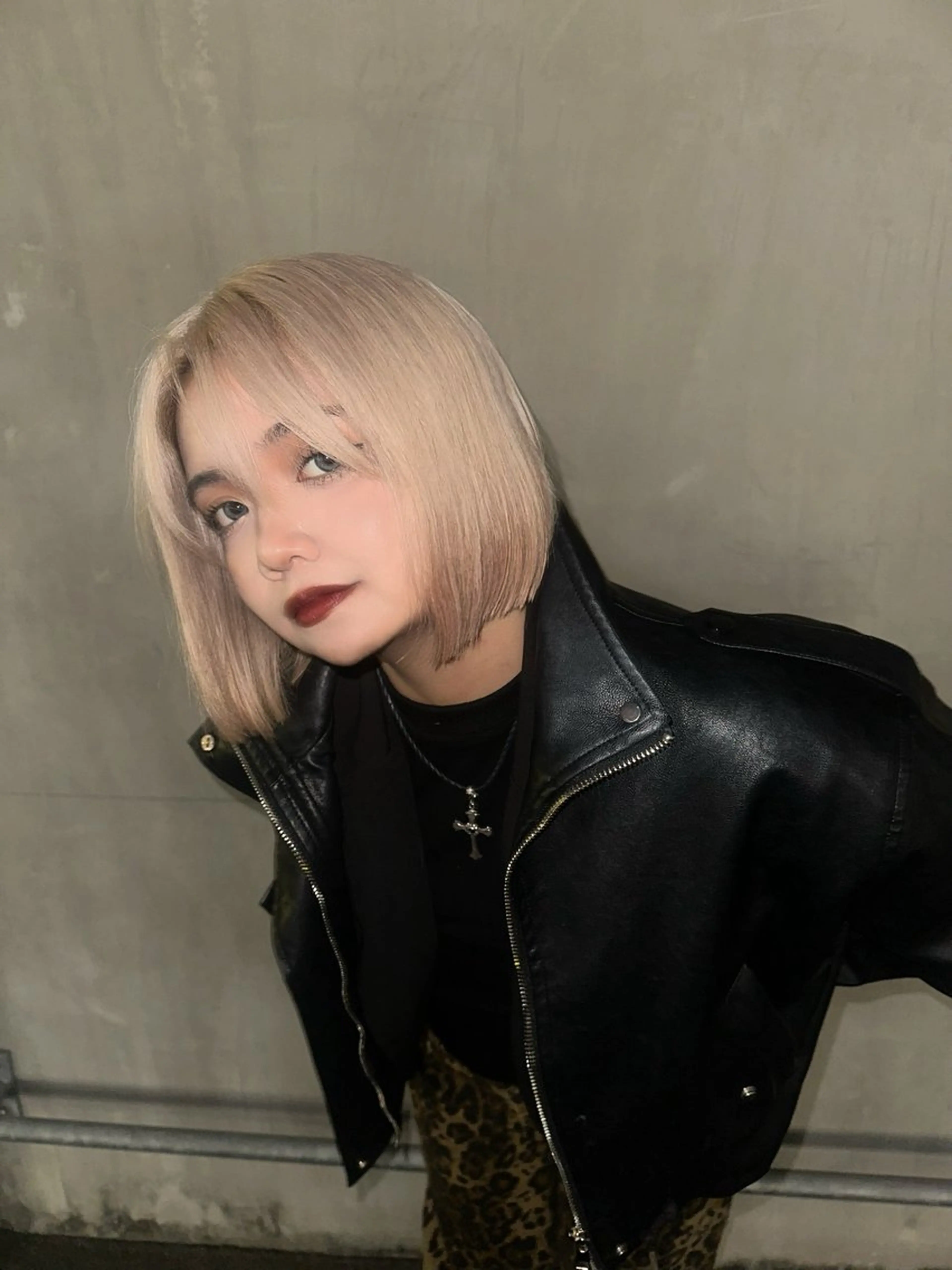 ミディアム カラー ヘアカラー トリートメント ケアブリーチ特化✨/ 艶カラー/エクステのヘアスタイル