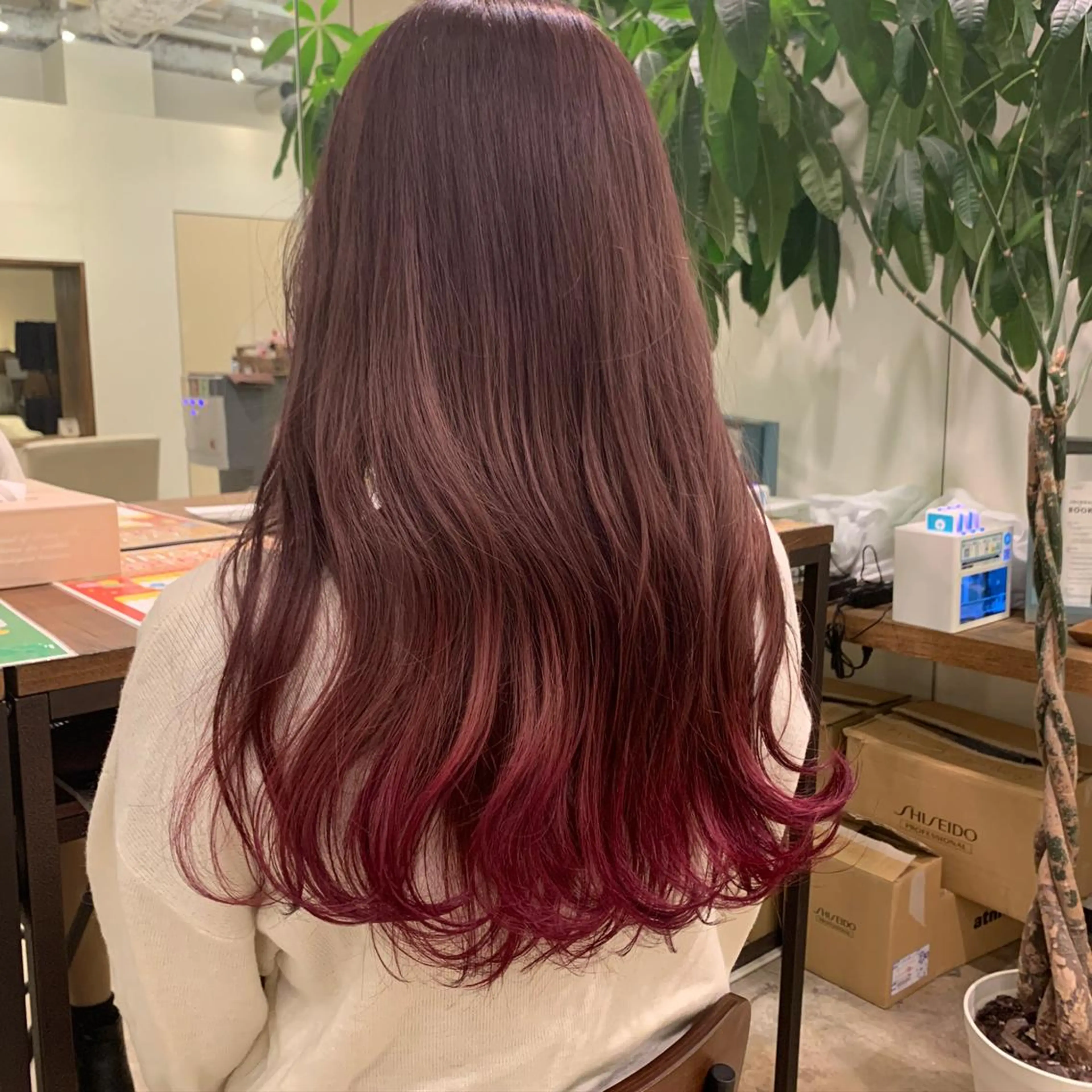 ロング カラー カット ヘアカラー トリートメント 【完全個室】髪質改善 暖色カラー/山崎唯奈のヘアスタイル