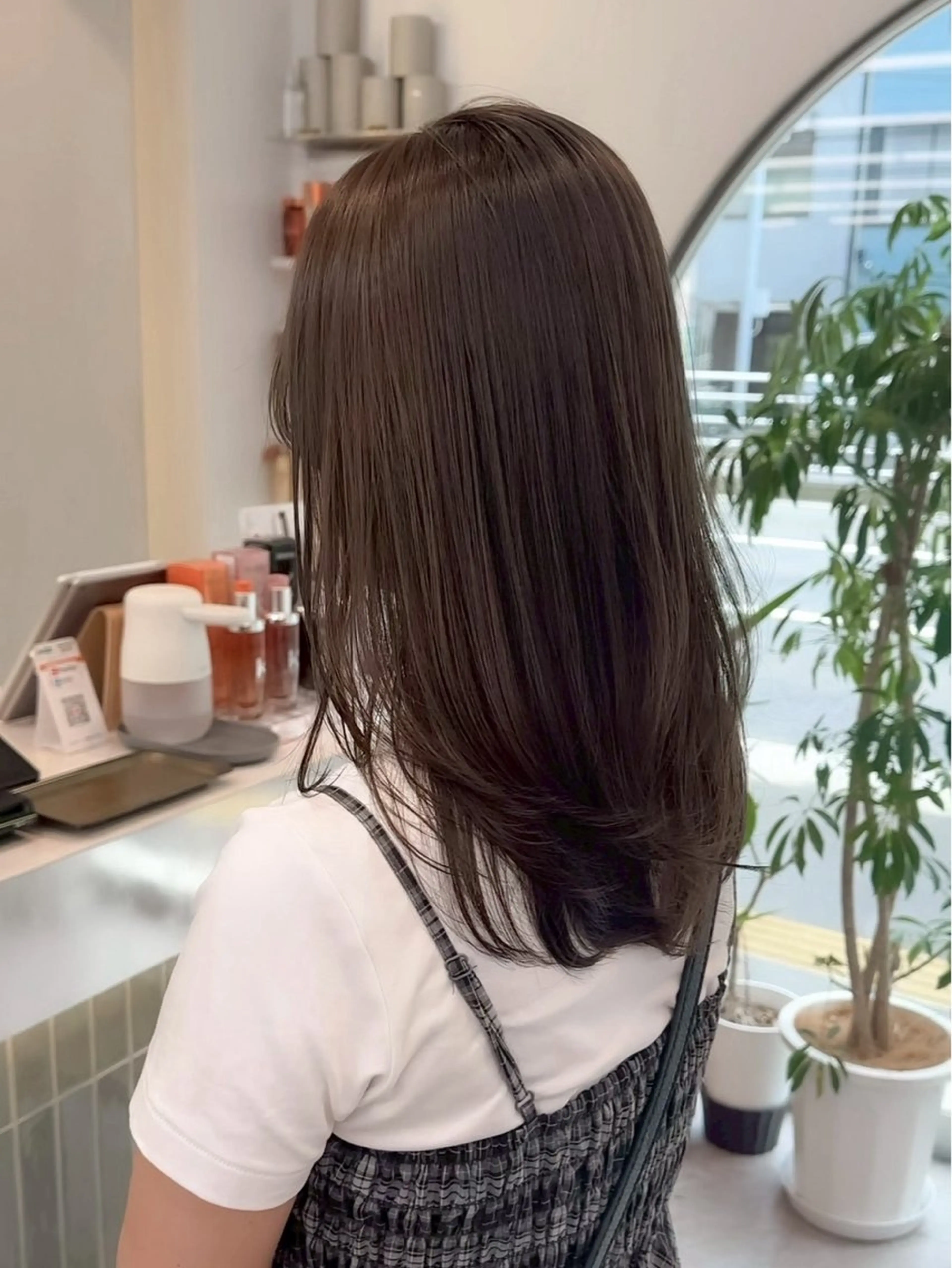 ミディアム カラー seriha  ︎︎のヘアスタイル