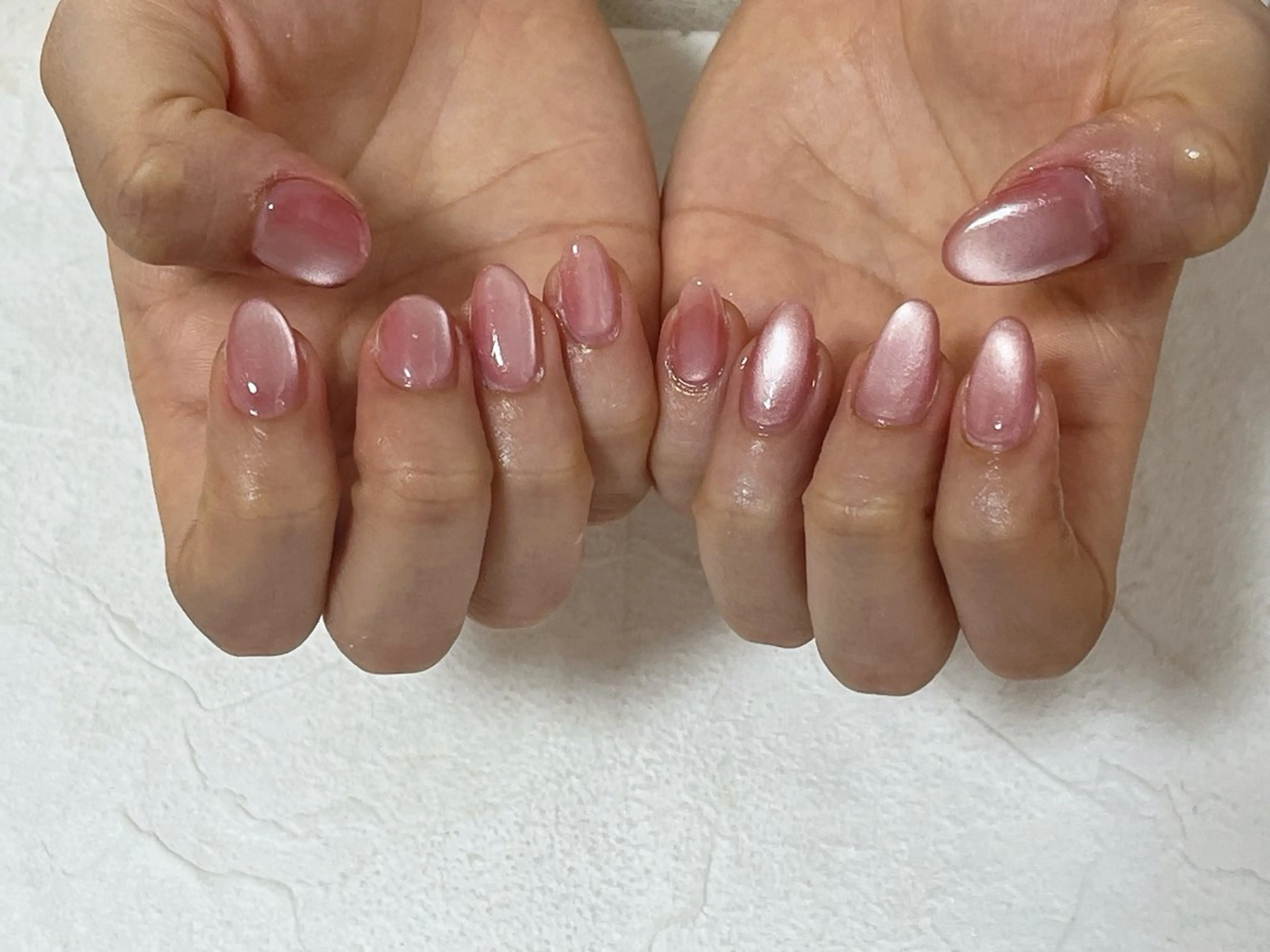 ネイル オーロラネイル フットネイル フレンチネイル ジェルネイル マグネットネイル ハンドネイル mogunail &blowのネイルデザイン