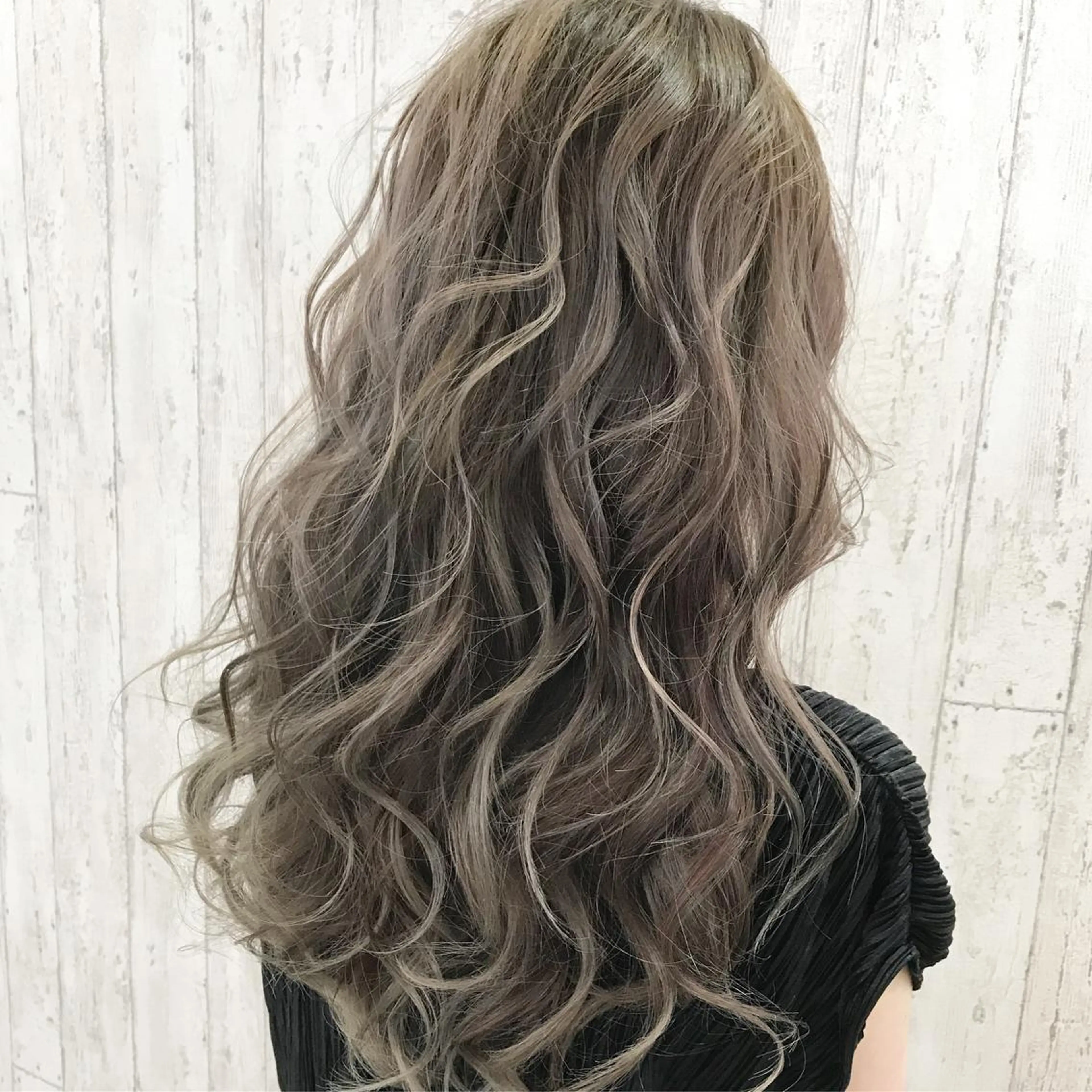 セミロング カラー アッシュ ピンクカラー 外国人風カラー kazufumi ..のヘアスタイル