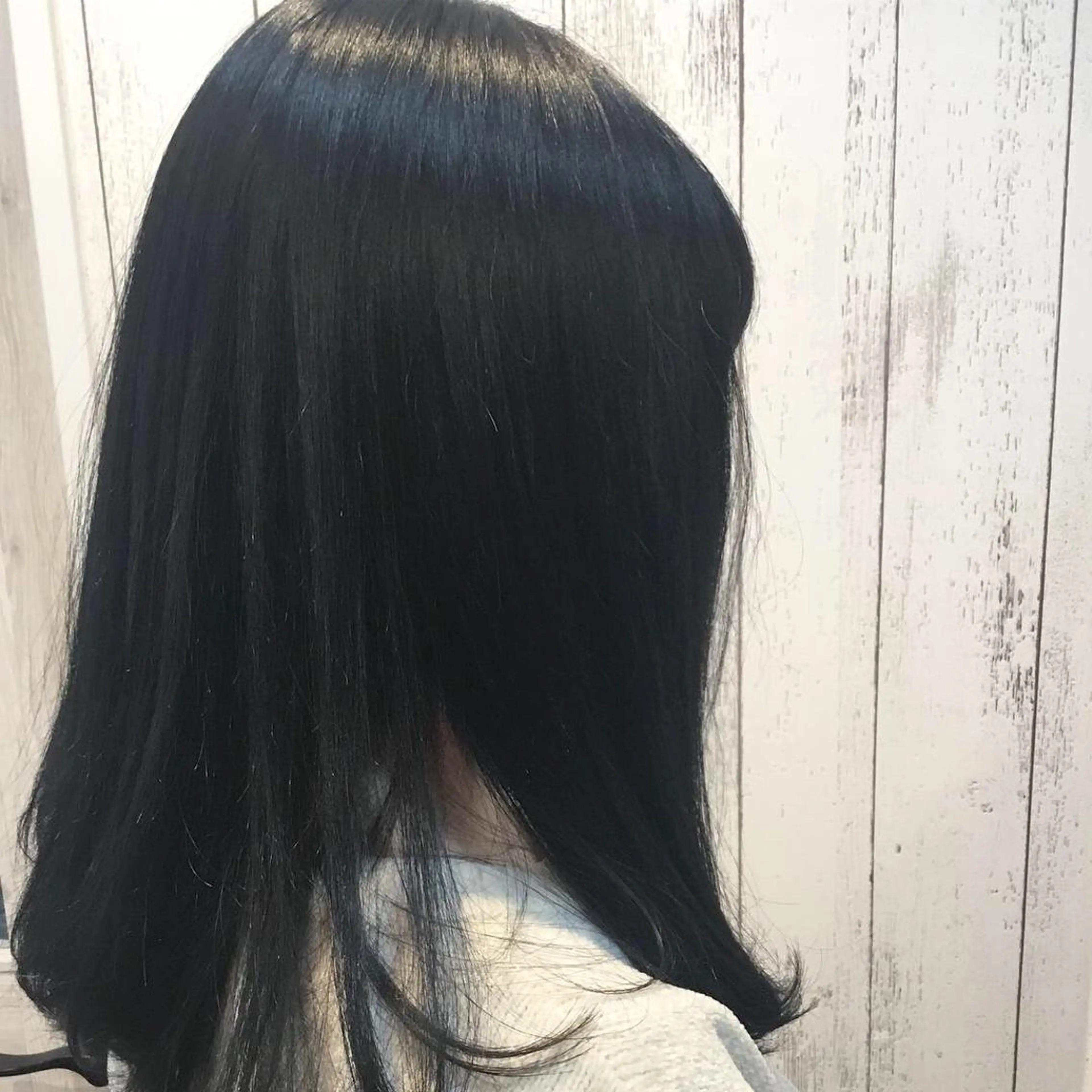 セミロング カラー パーマ embrace エンブレイスのヘアスタイル