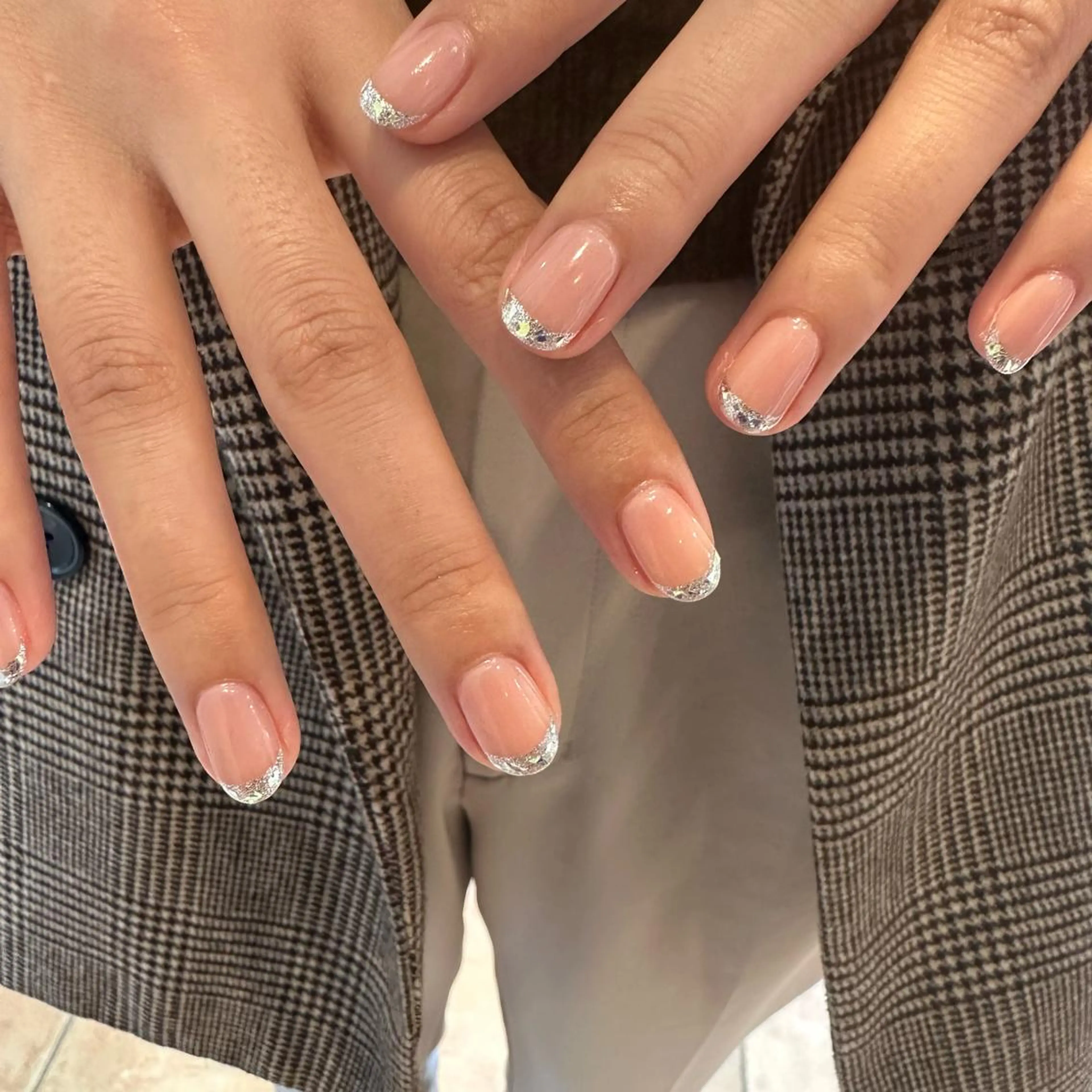 ネイル フレンチネイル ガラスフレンチ ハンドネイル 佐藤 穂乃香のネイルデザイン