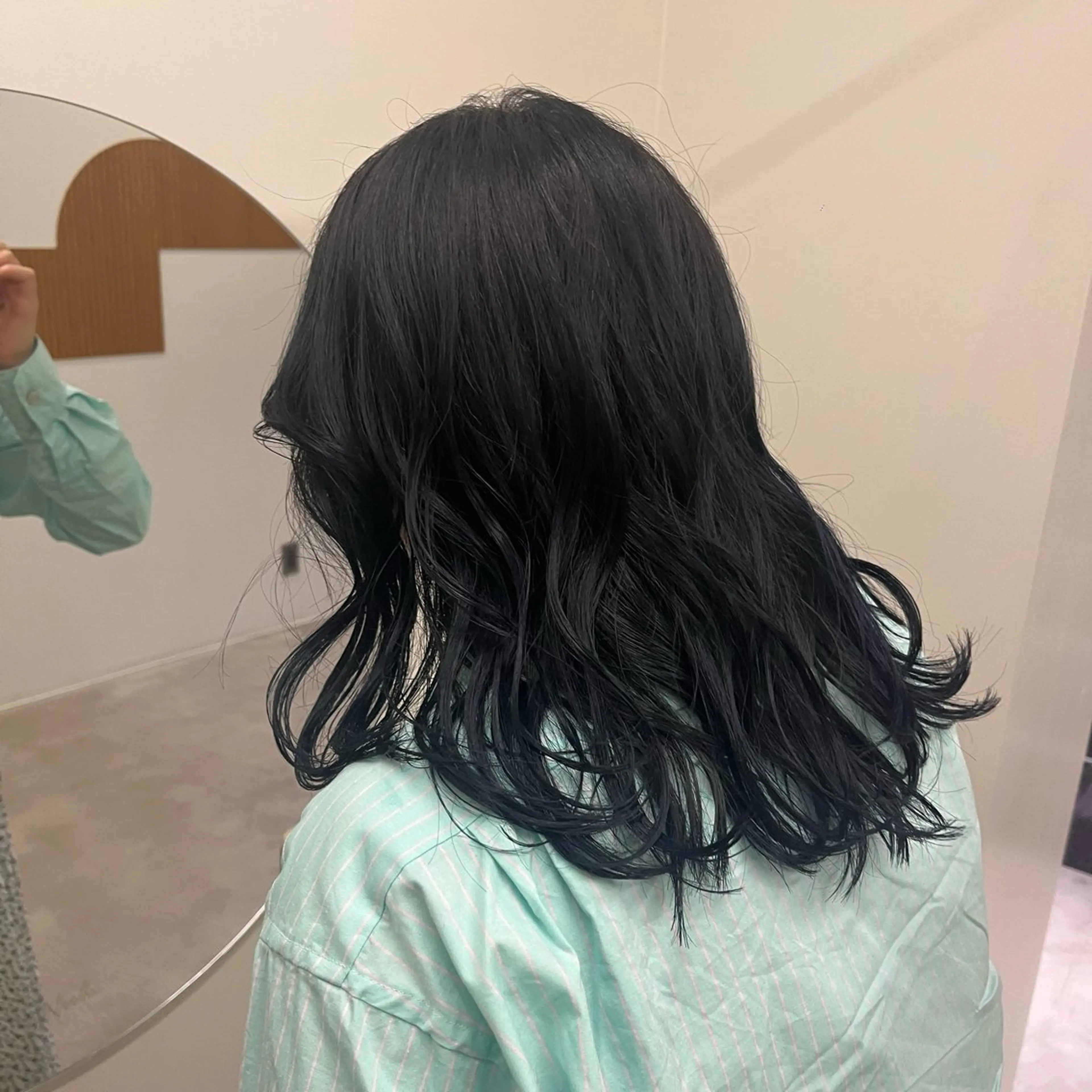 ミディアム 安藤 琢真のヘアスタイル