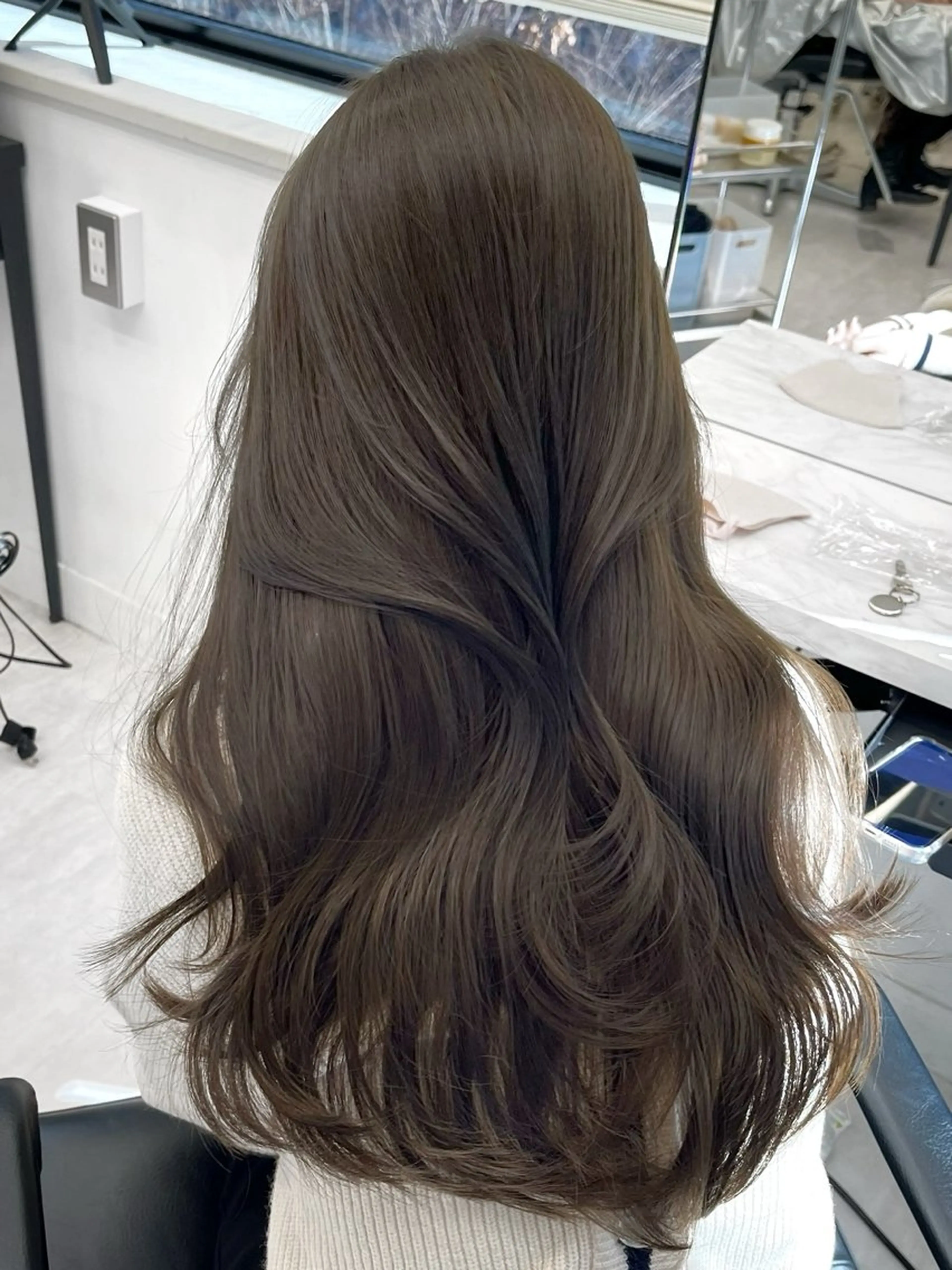 ロング カラー イルミナカラー くびれヘア 髪質改善 韓国風ヘア レイヤーカット カット ヘアカラー トリートメント ヘッドスパ ヘアセット 韓国ヘア×2way 🇰🇷和知拓郎のヘアスタイル