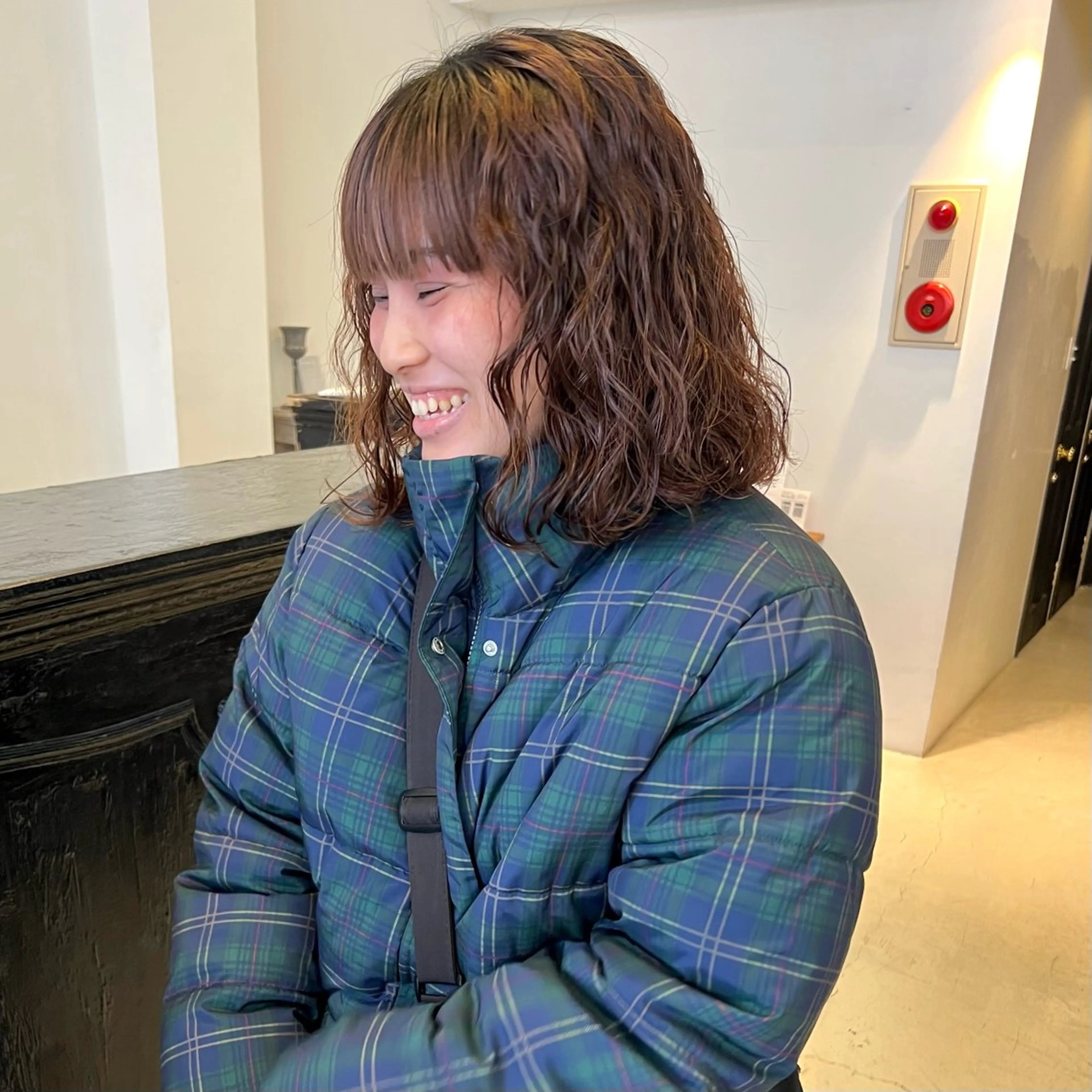 ミディアム パーマ カット パーマ トリートメント 金城 愛海のヘアスタイル