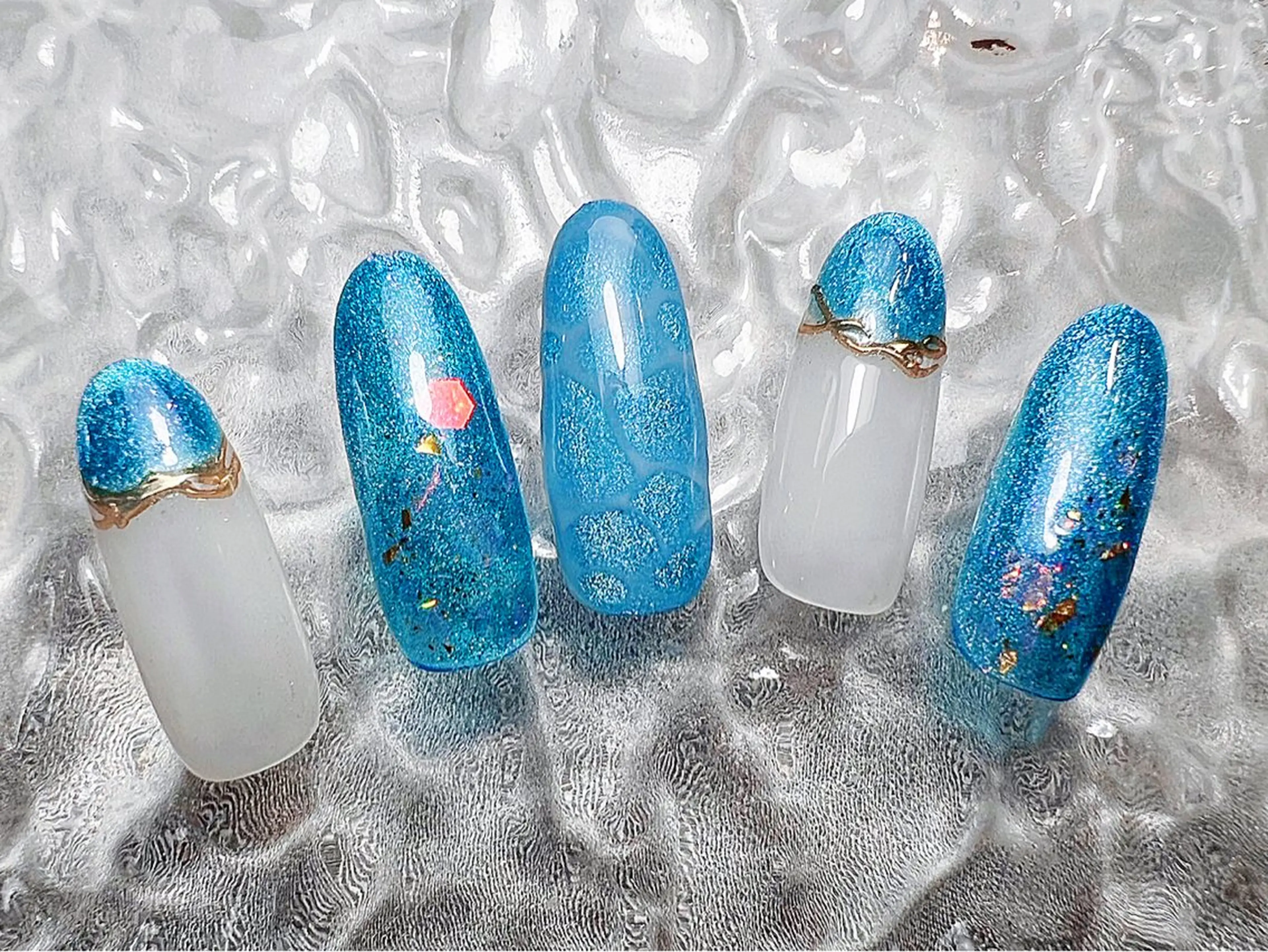 ネイル ハンドネイル マジック ミラーのネイルデザイン