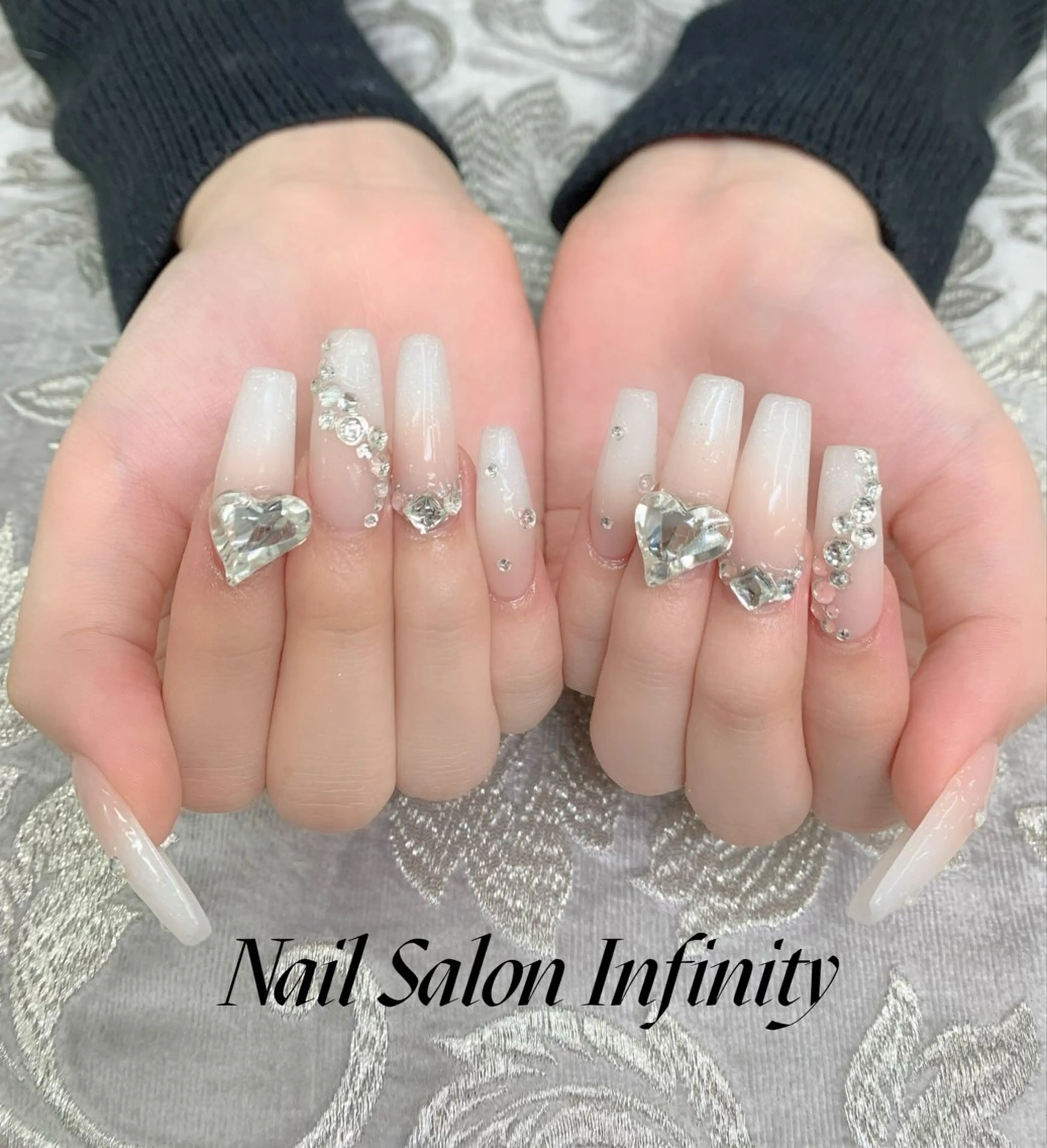ネイル Infinity インフィニティーのネイルデザイン