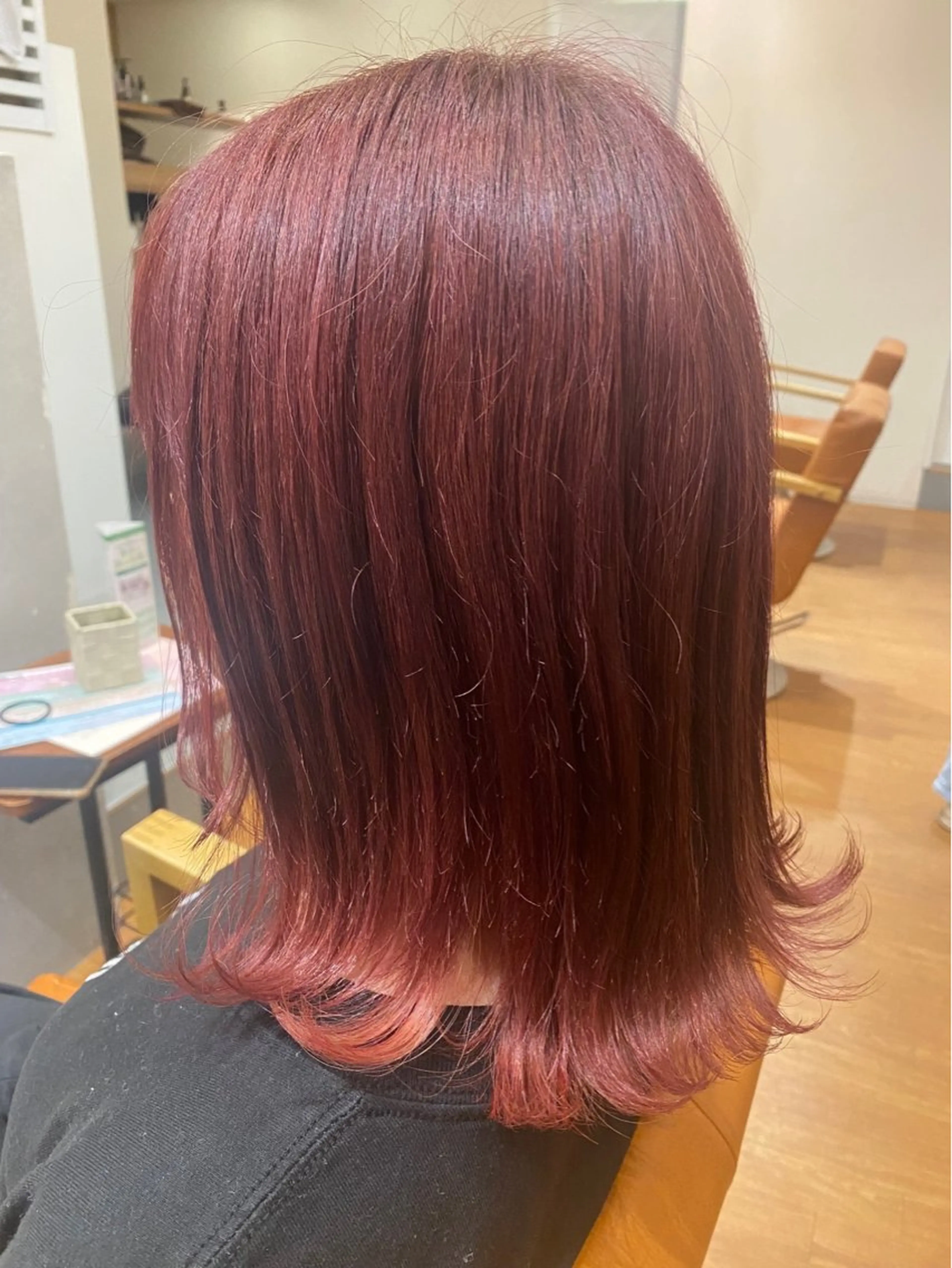 セミロング カラー chill out 南塚口本店のヘアスタイル