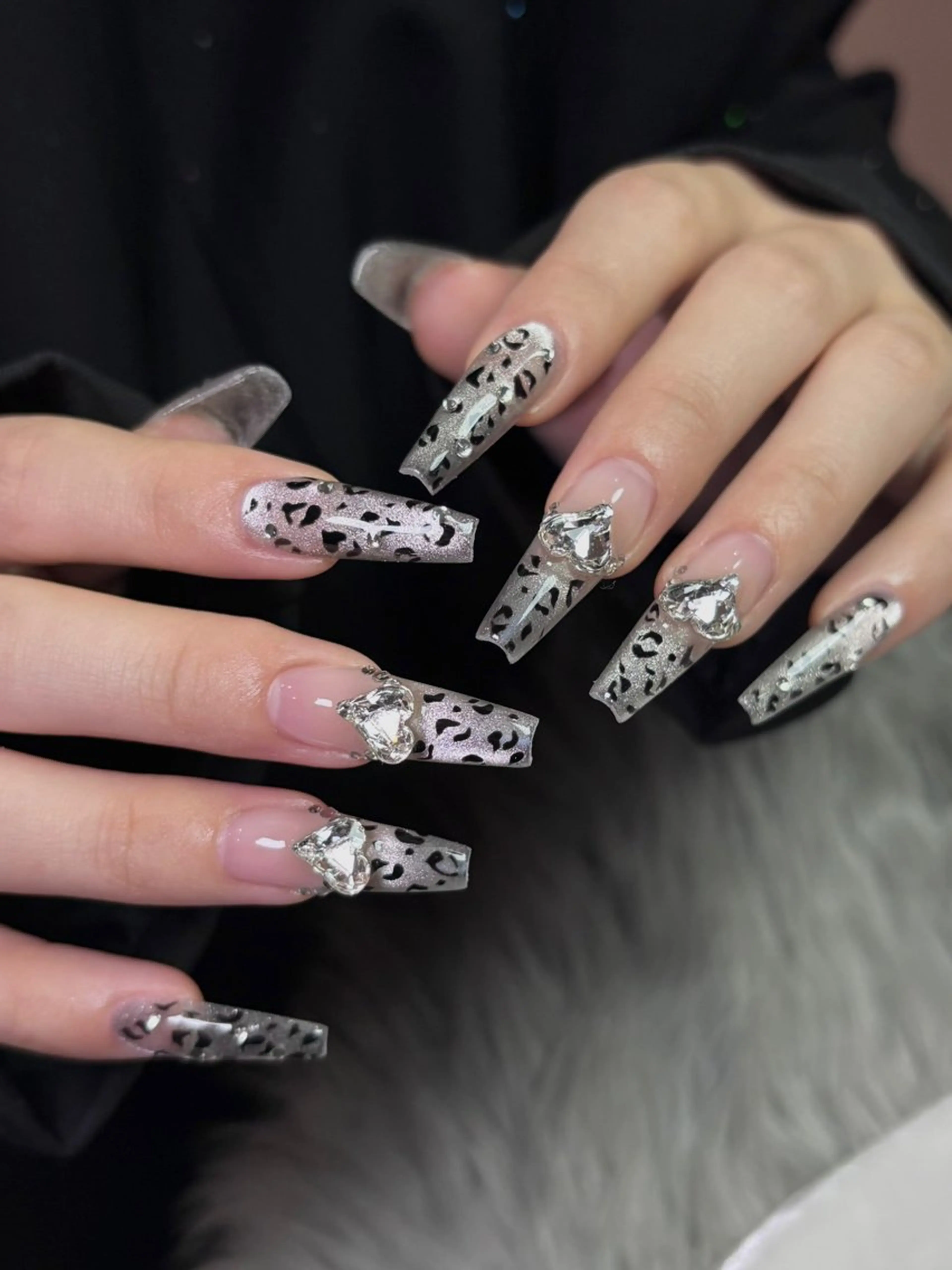 ネイル ハンドネイル Dark honey スカルプ専門原宿店のネイルデザイン