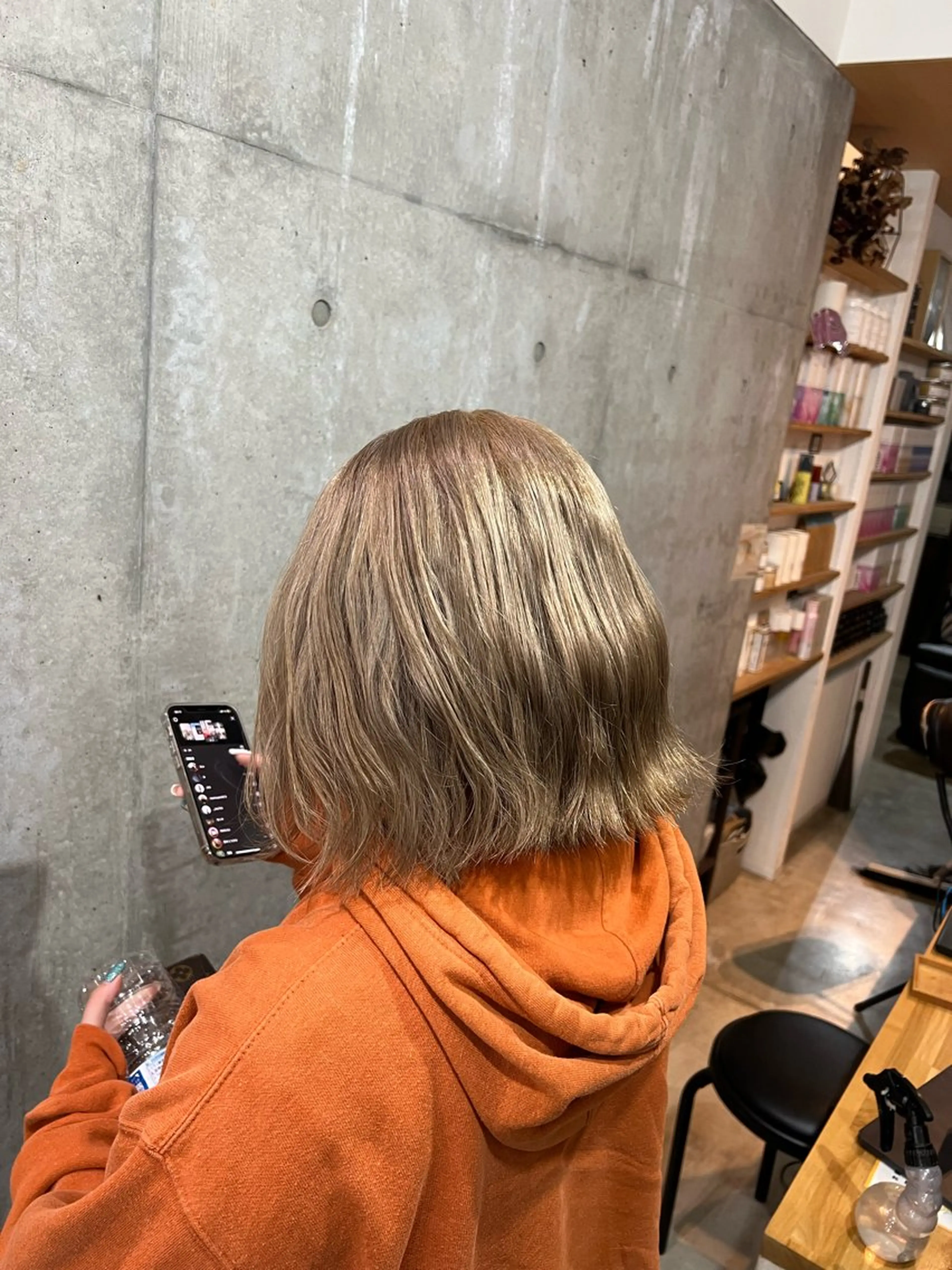 ミディアム ブリーチカラー/ 寺口佳希のヘアスタイル